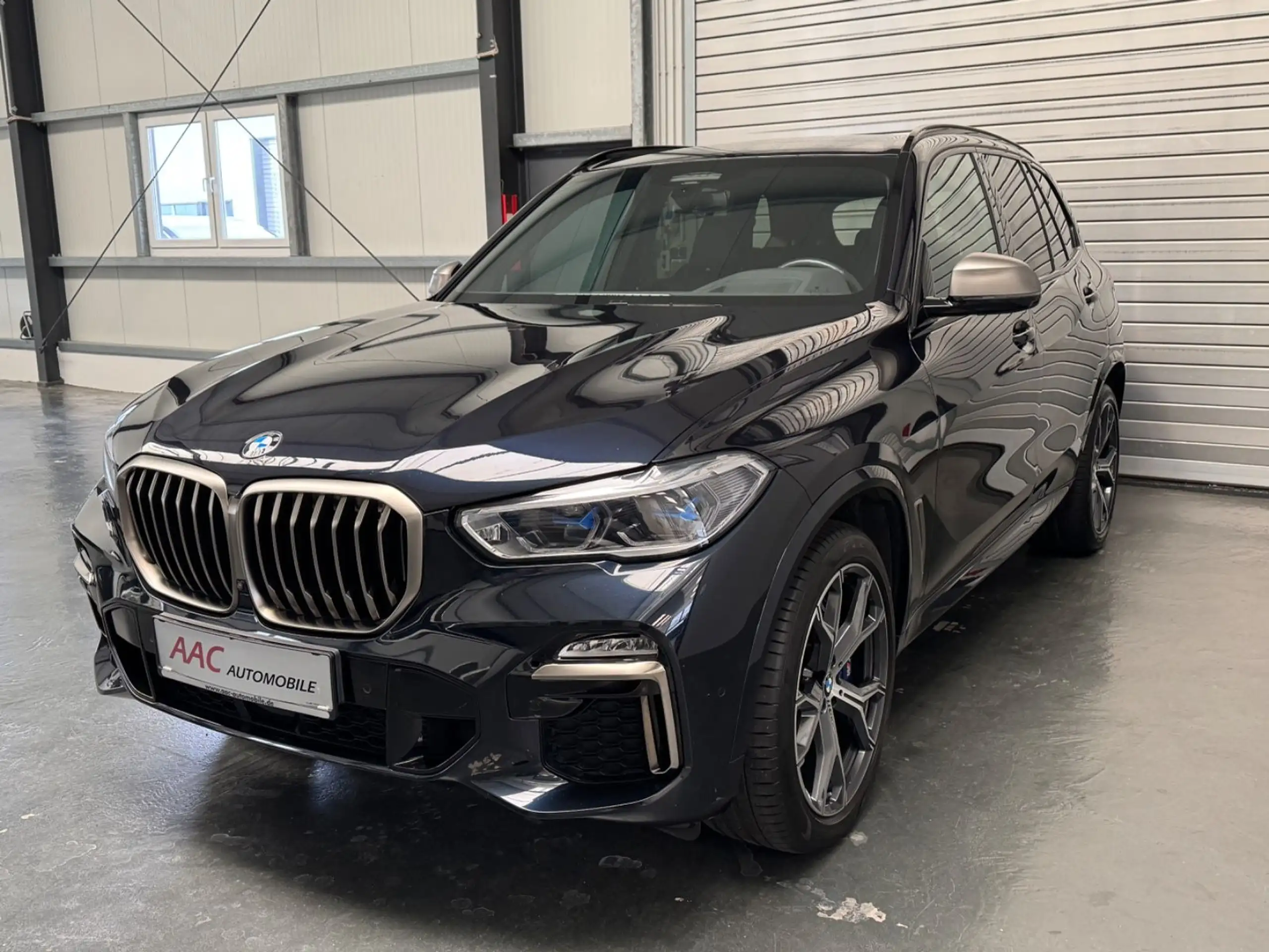 BMW - X5