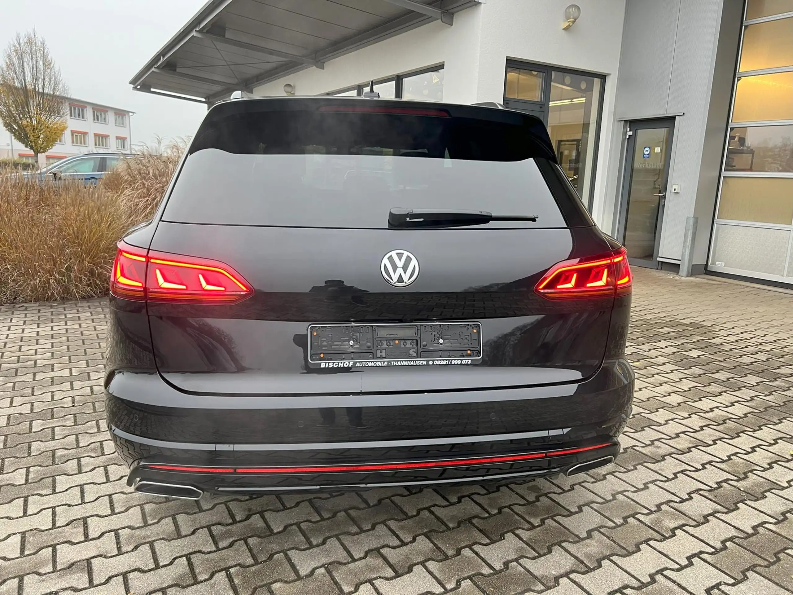 Volkswagen - Touareg