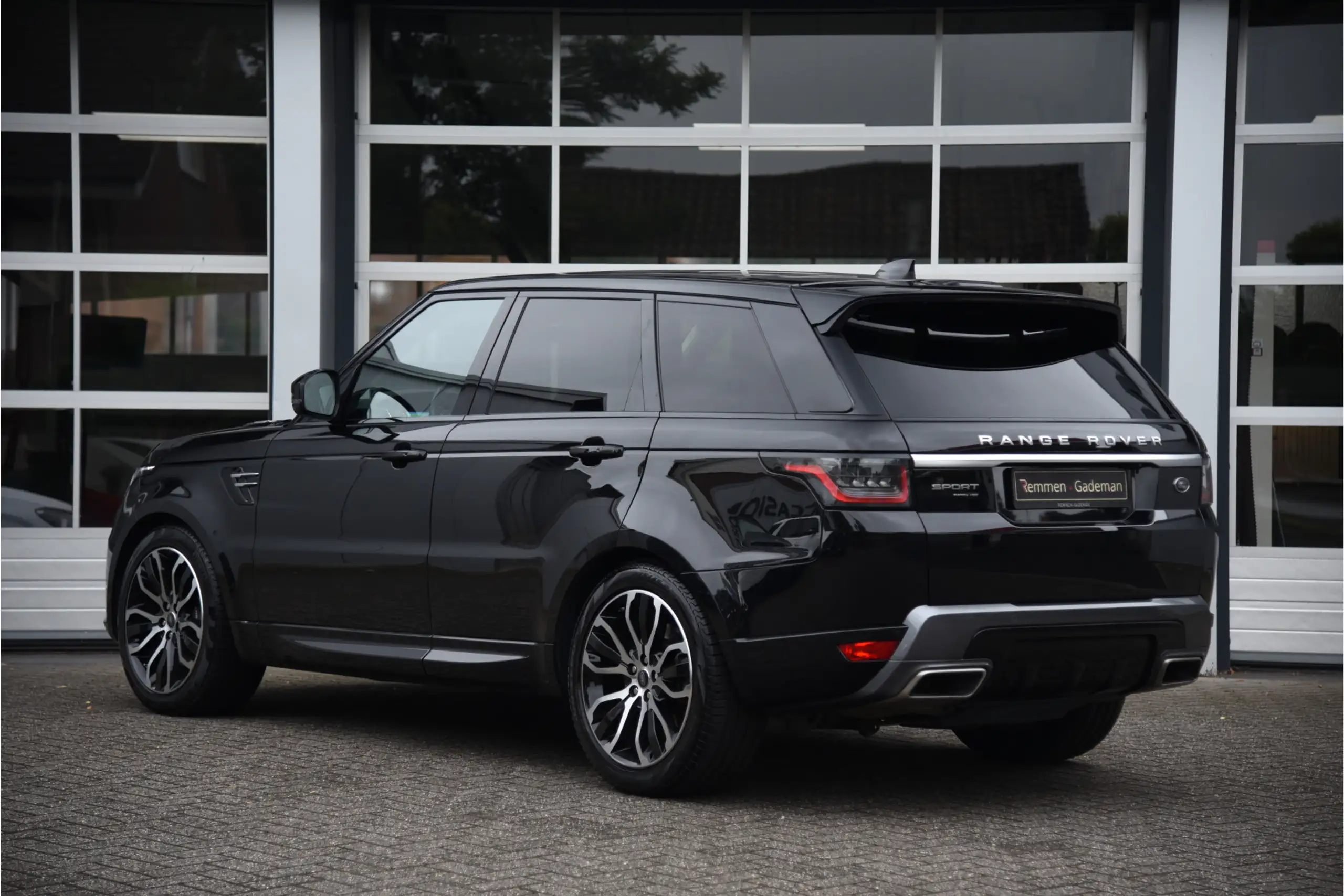 Land Rover - Range Rover Sport