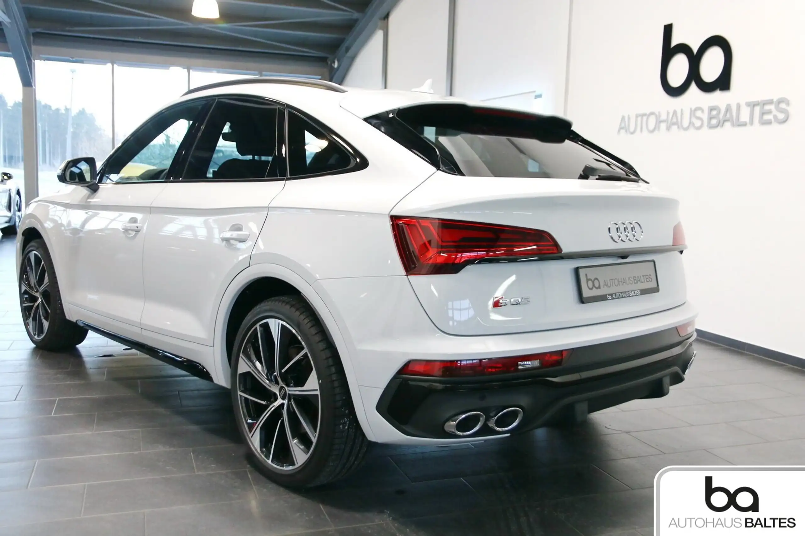 Audi - SQ5