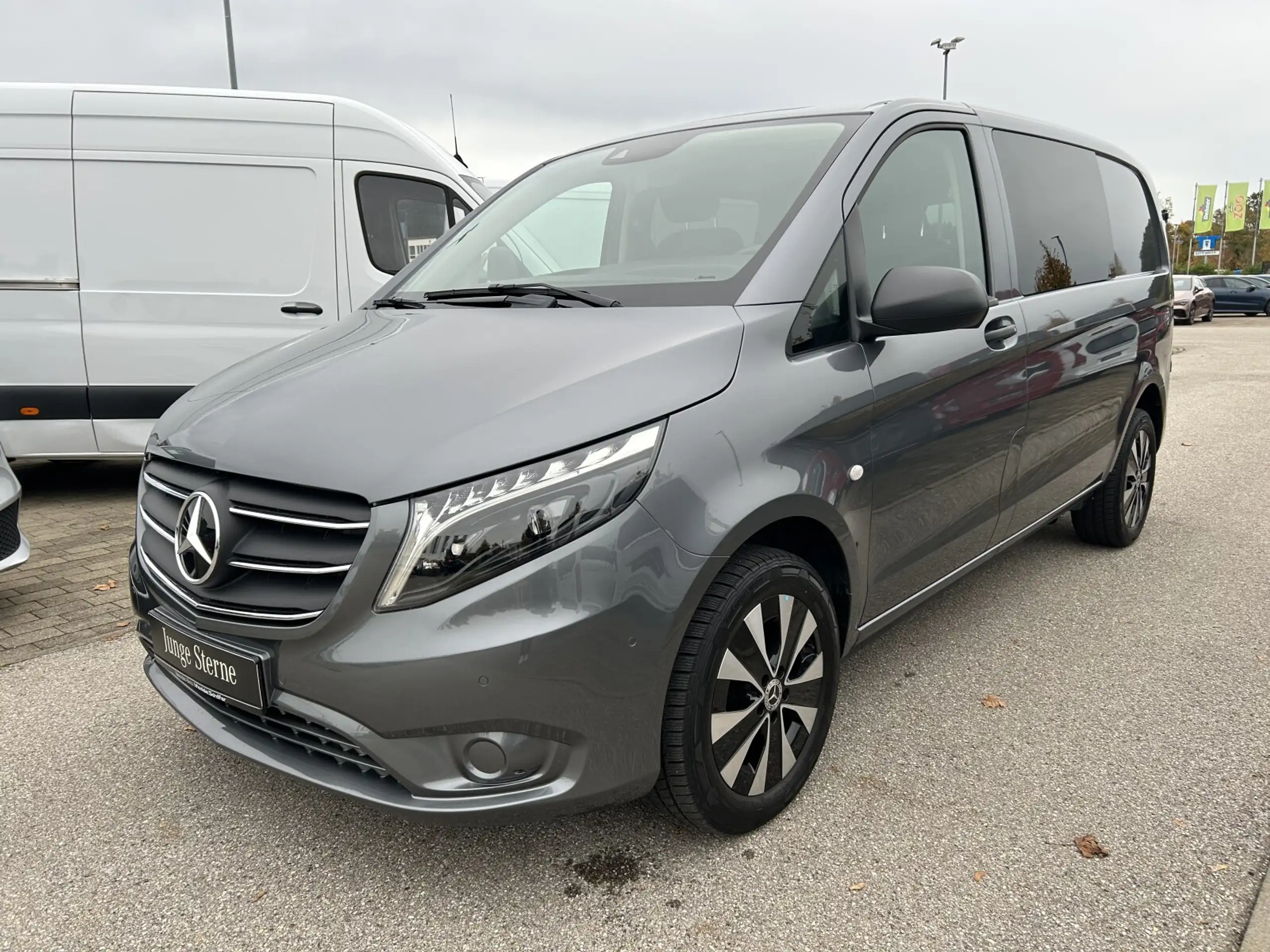 Mercedes-Benz - Vito