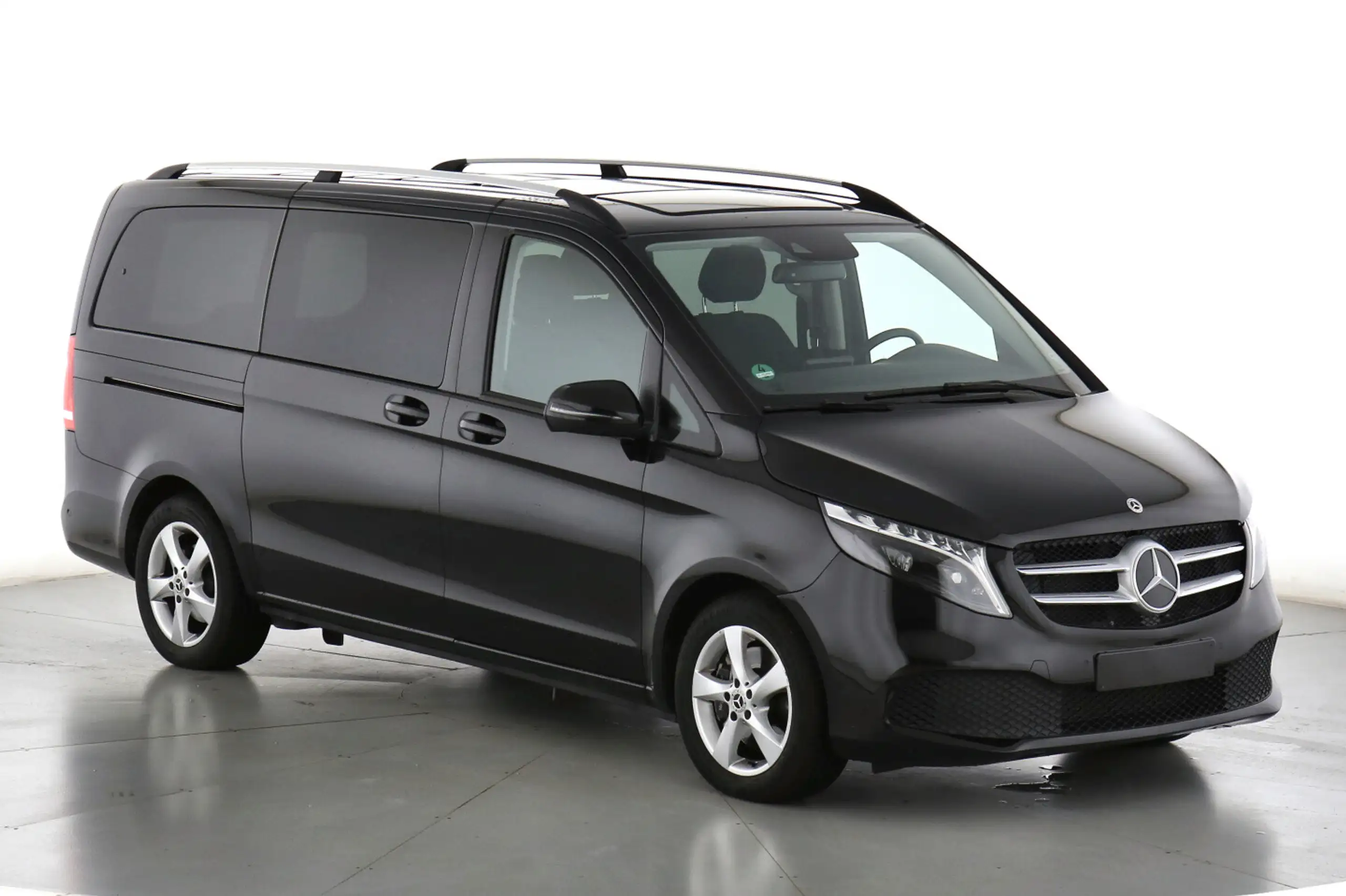 Mercedes-Benz - V 250