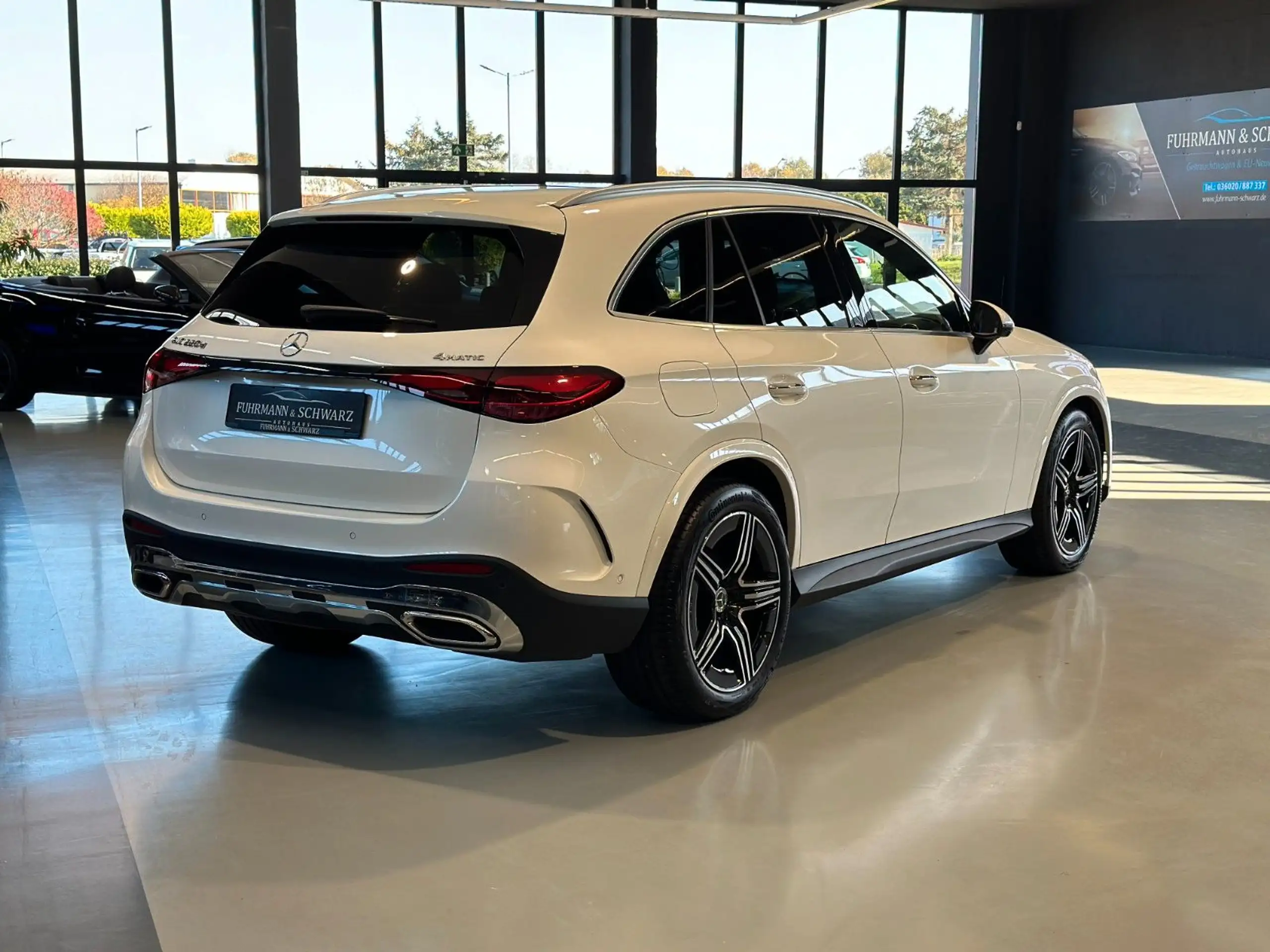 Mercedes-Benz - GLC 220