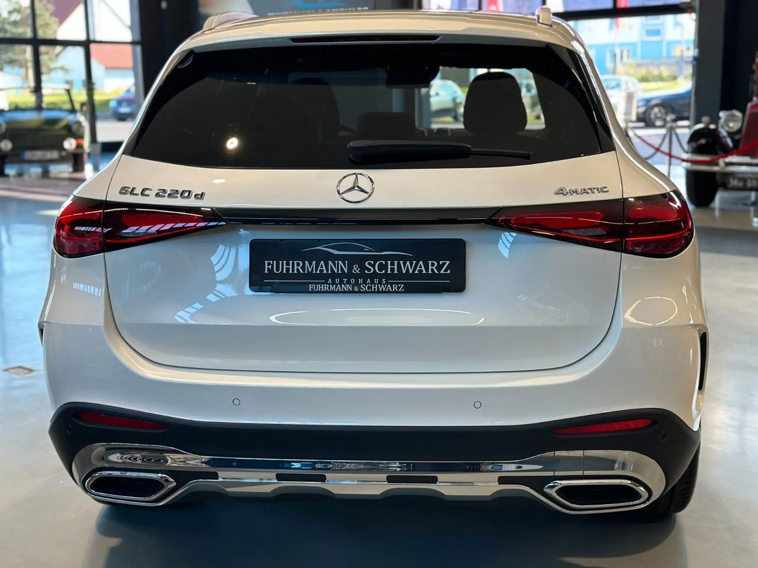 Mercedes-Benz - GLC 220