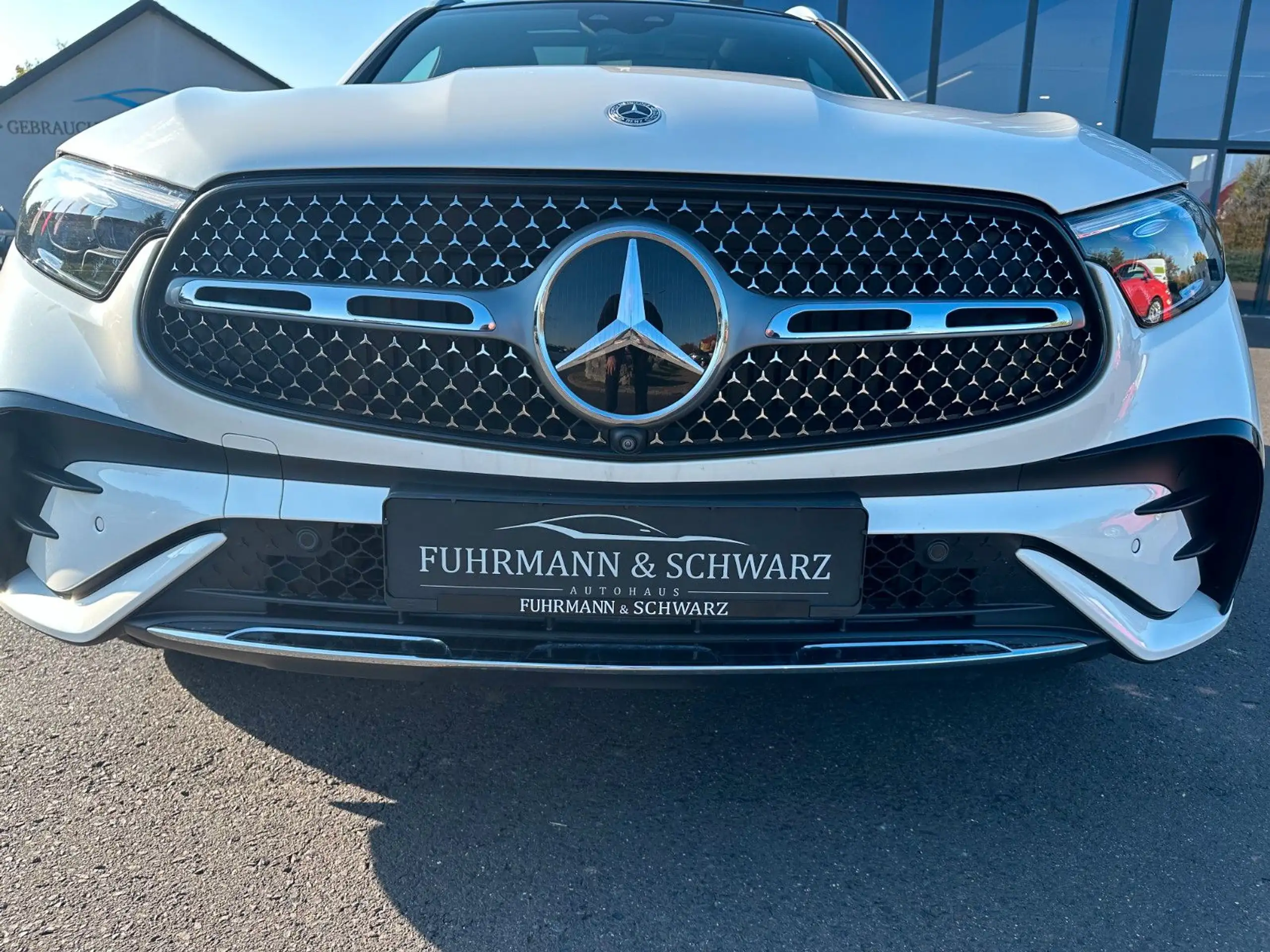 Mercedes-Benz - GLC 220