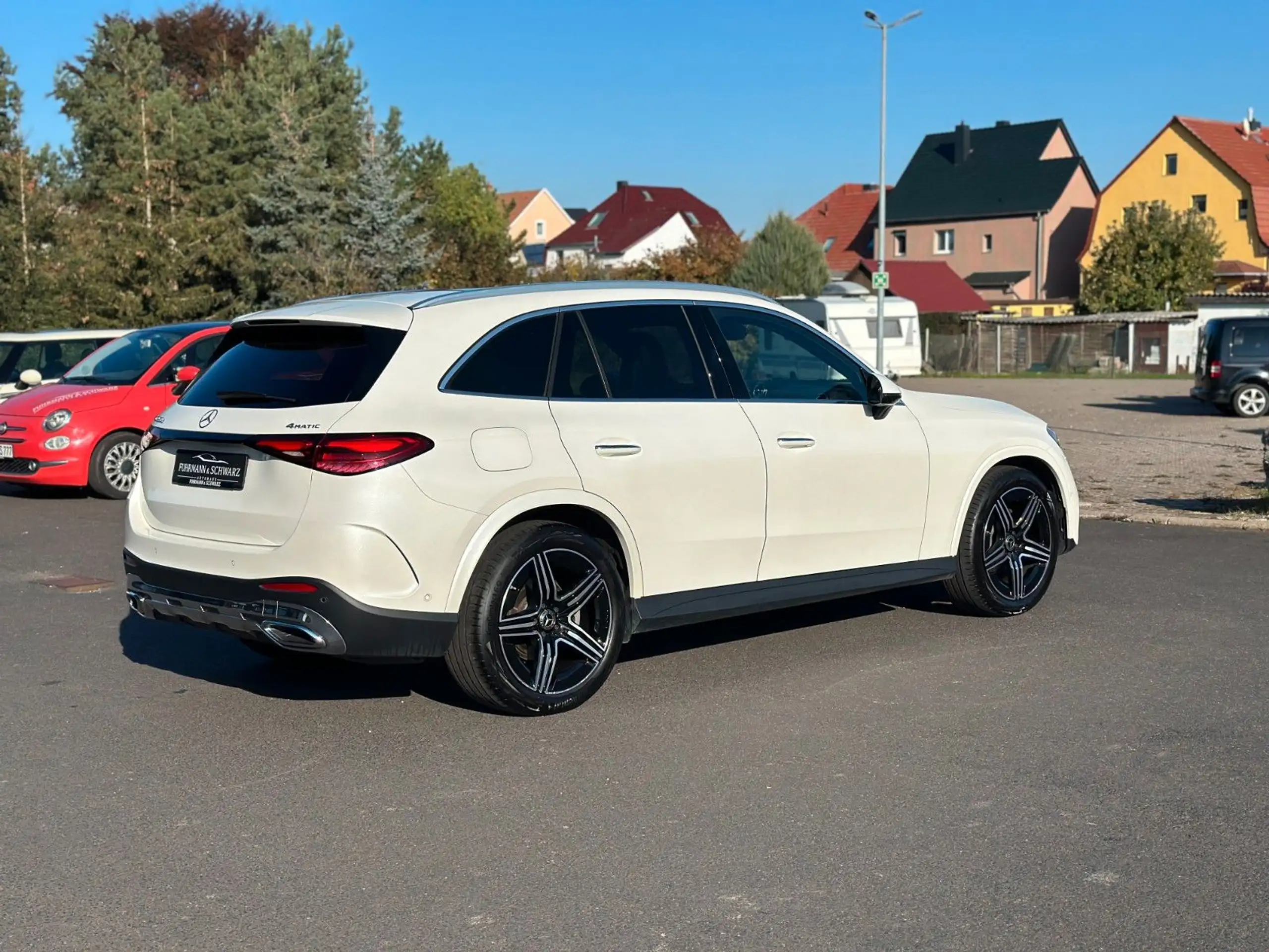 Mercedes-Benz - GLC 220