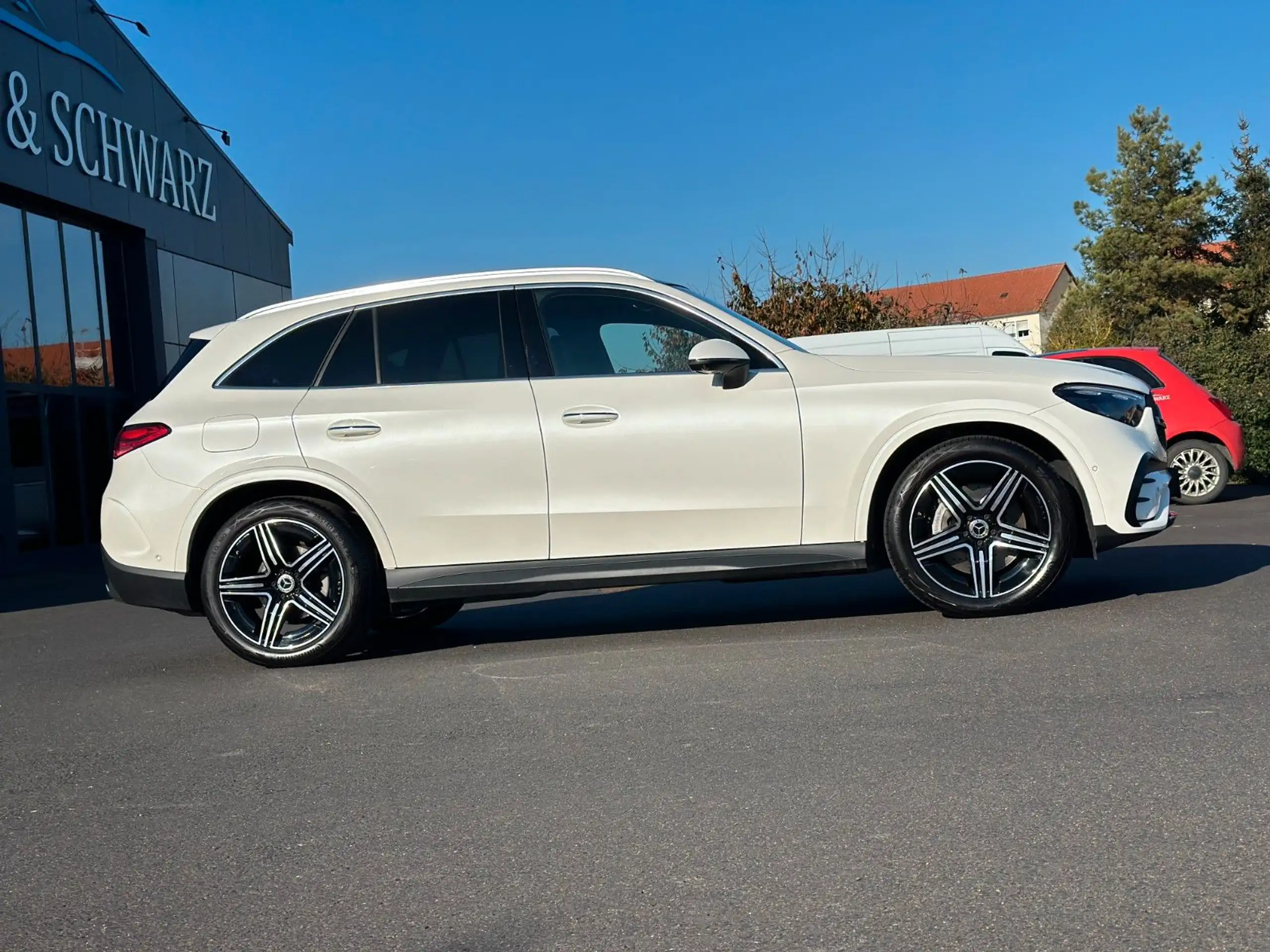 Mercedes-Benz - GLC 220