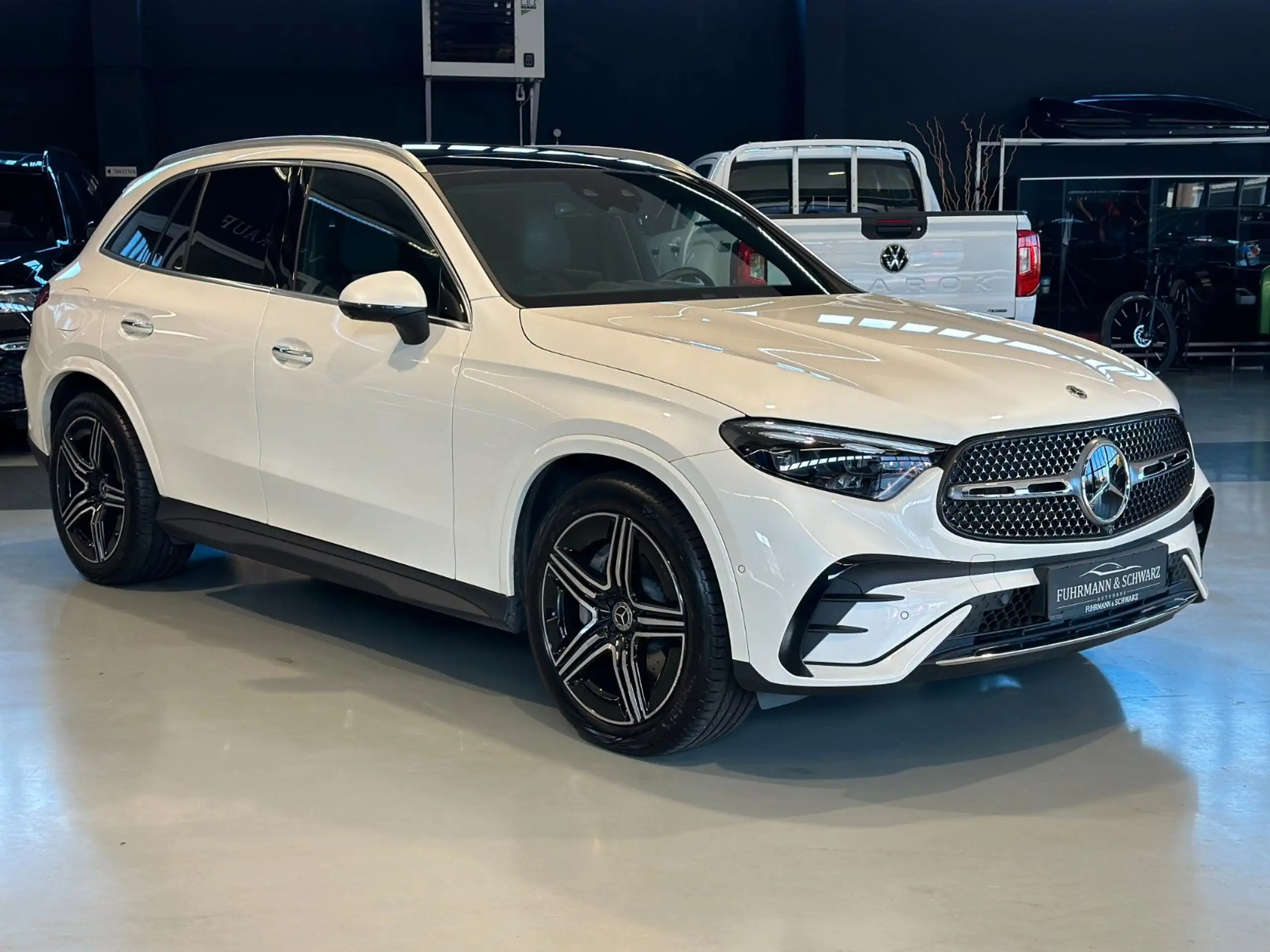 Mercedes-Benz - GLC 220