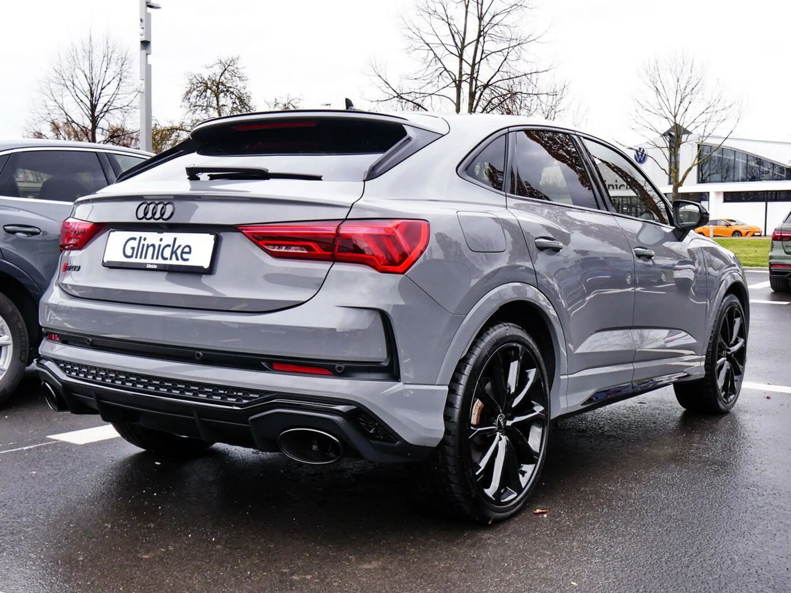 Audi - RS Q3