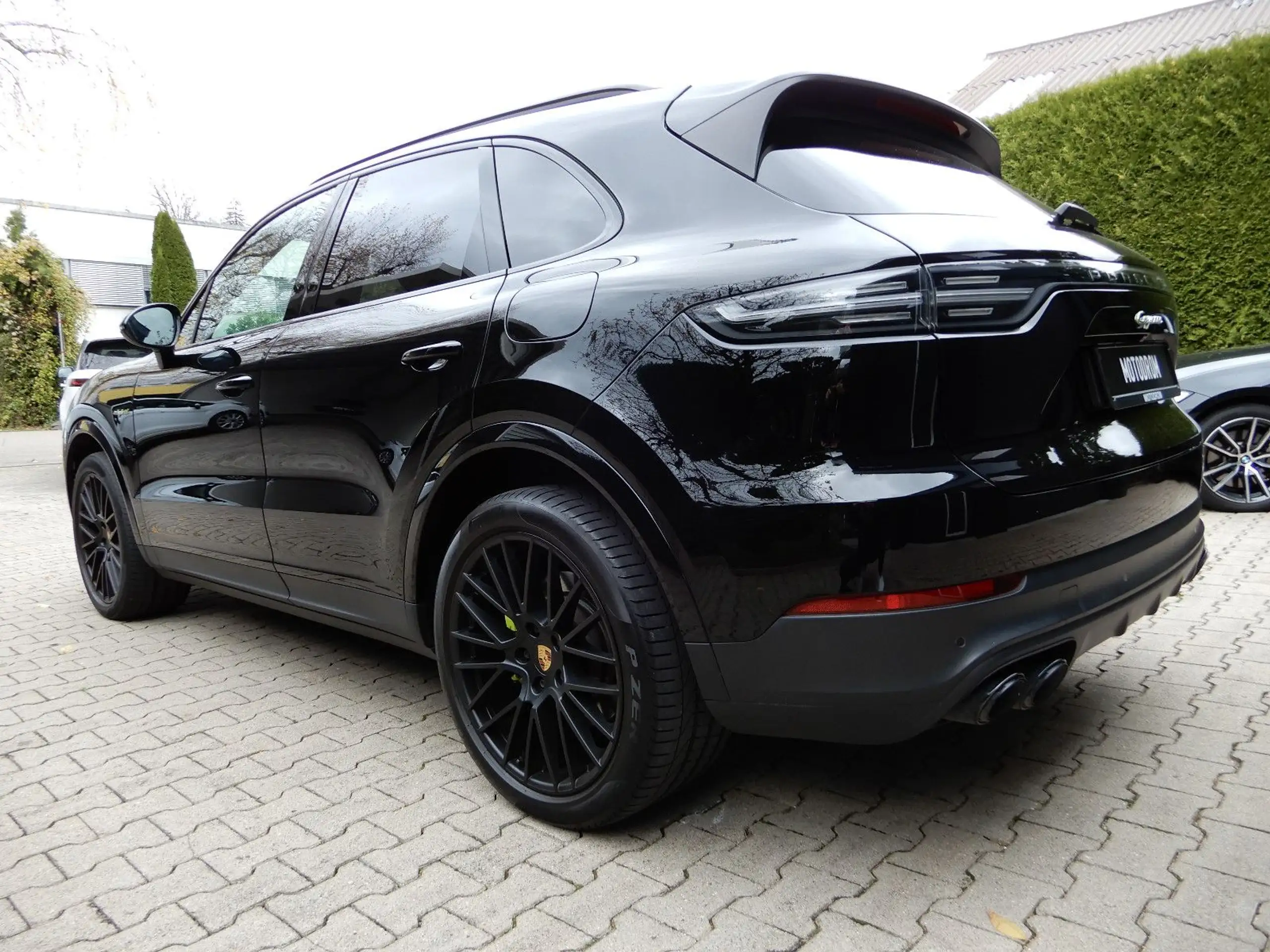 Porsche - Cayenne