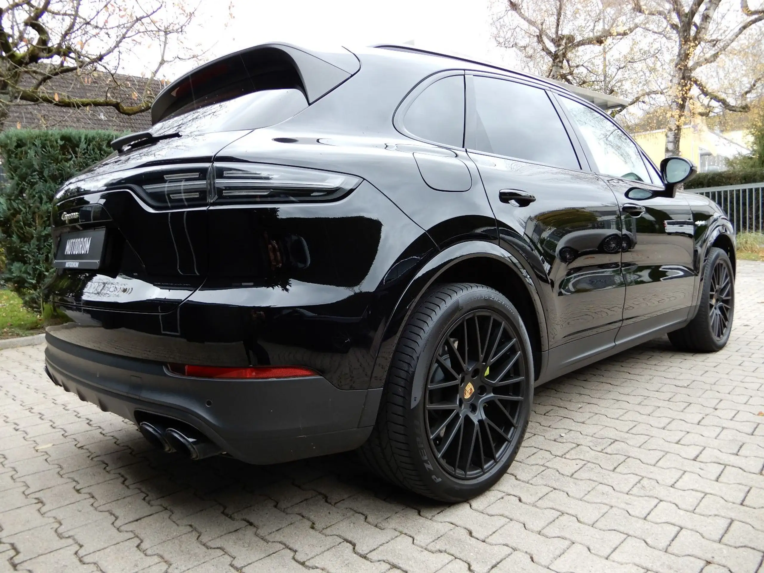 Porsche - Cayenne