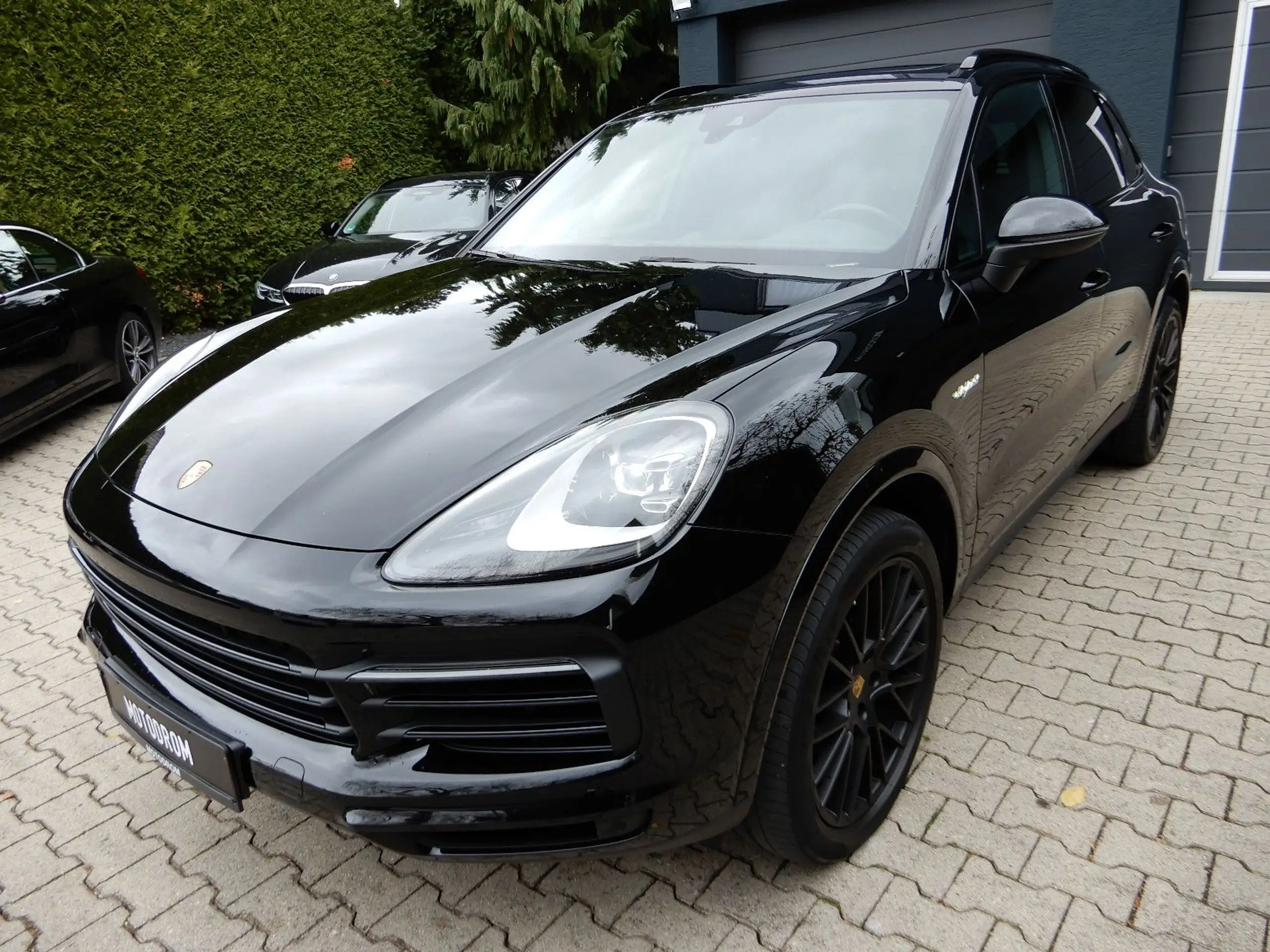 Porsche - Cayenne