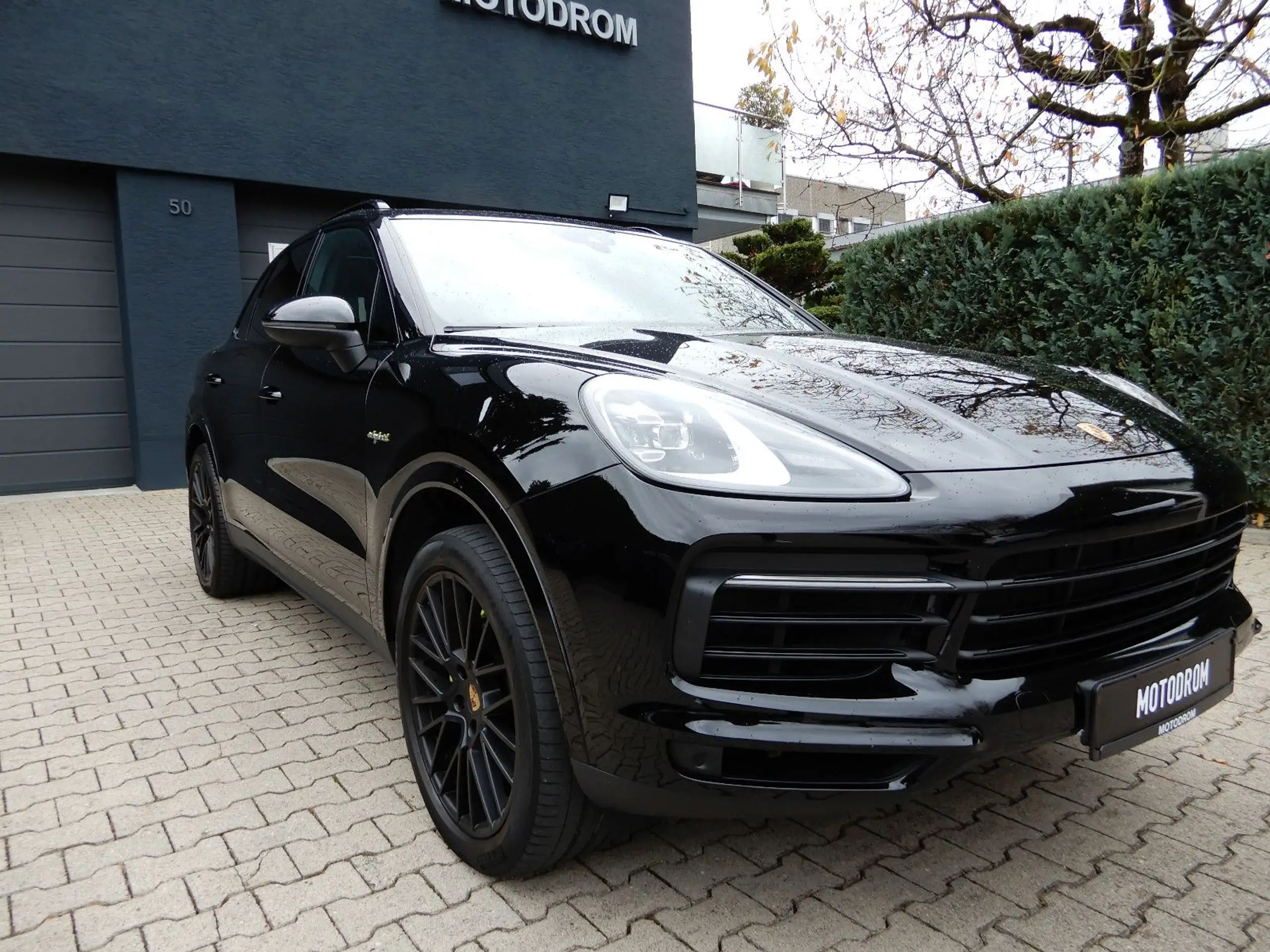 Porsche - Cayenne