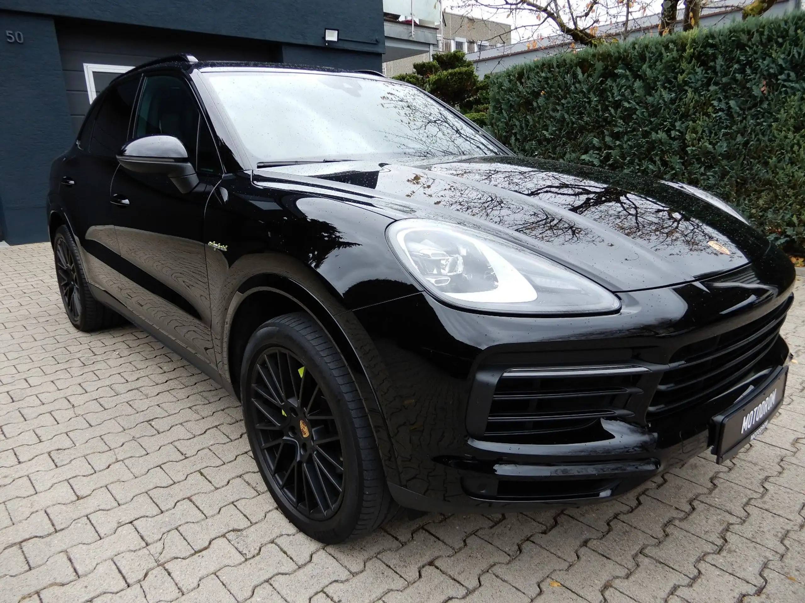 Porsche - Cayenne