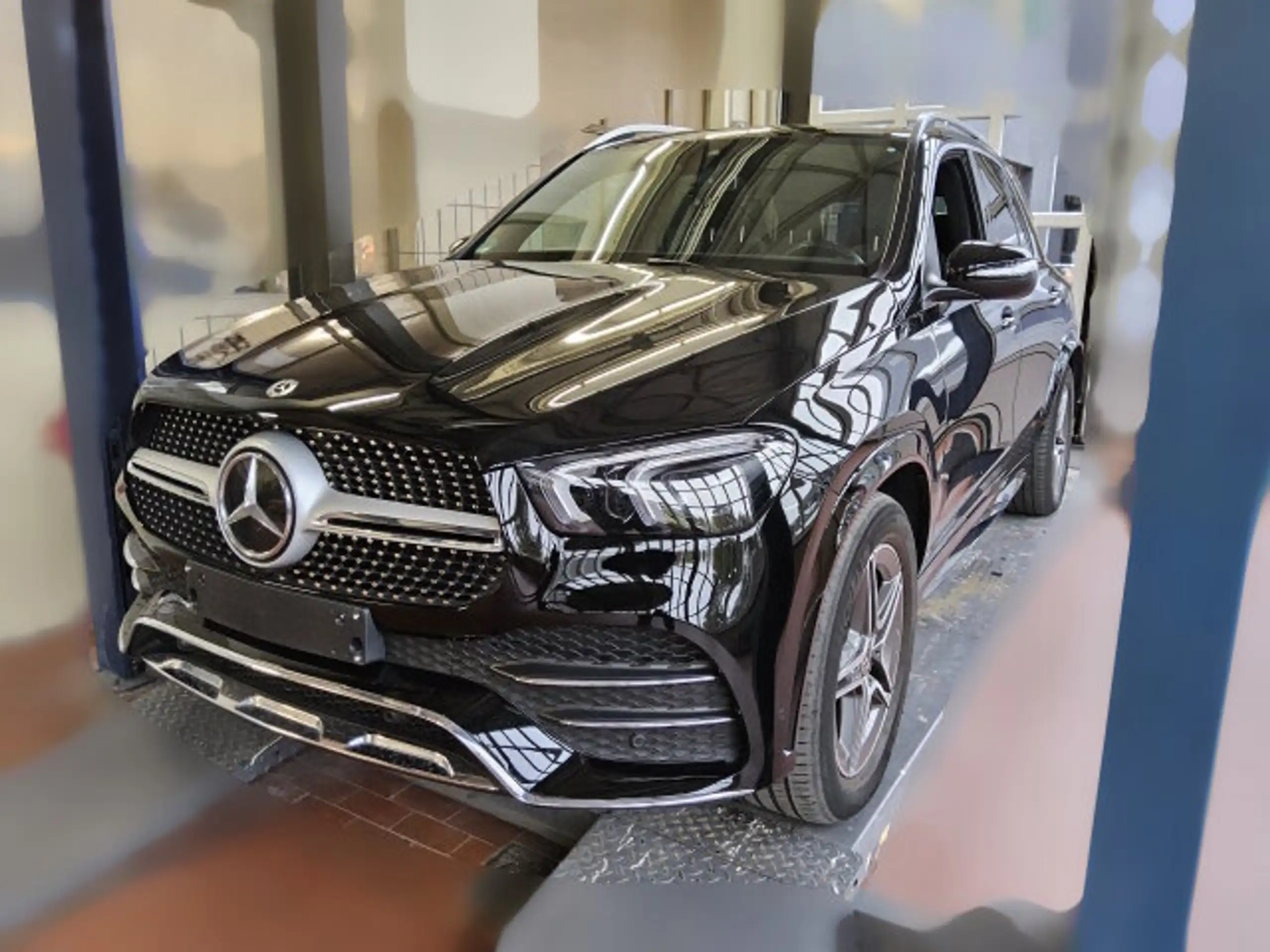 Mercedes-Benz - GLE 350