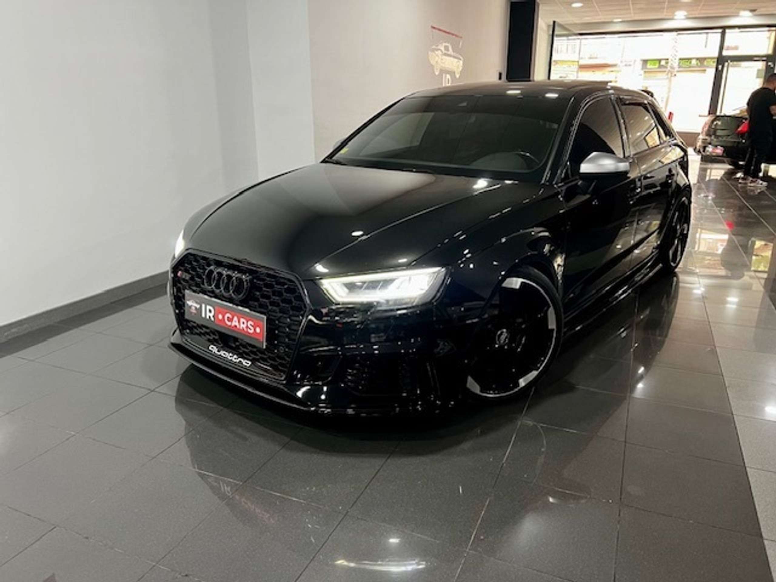 Audi - RS3