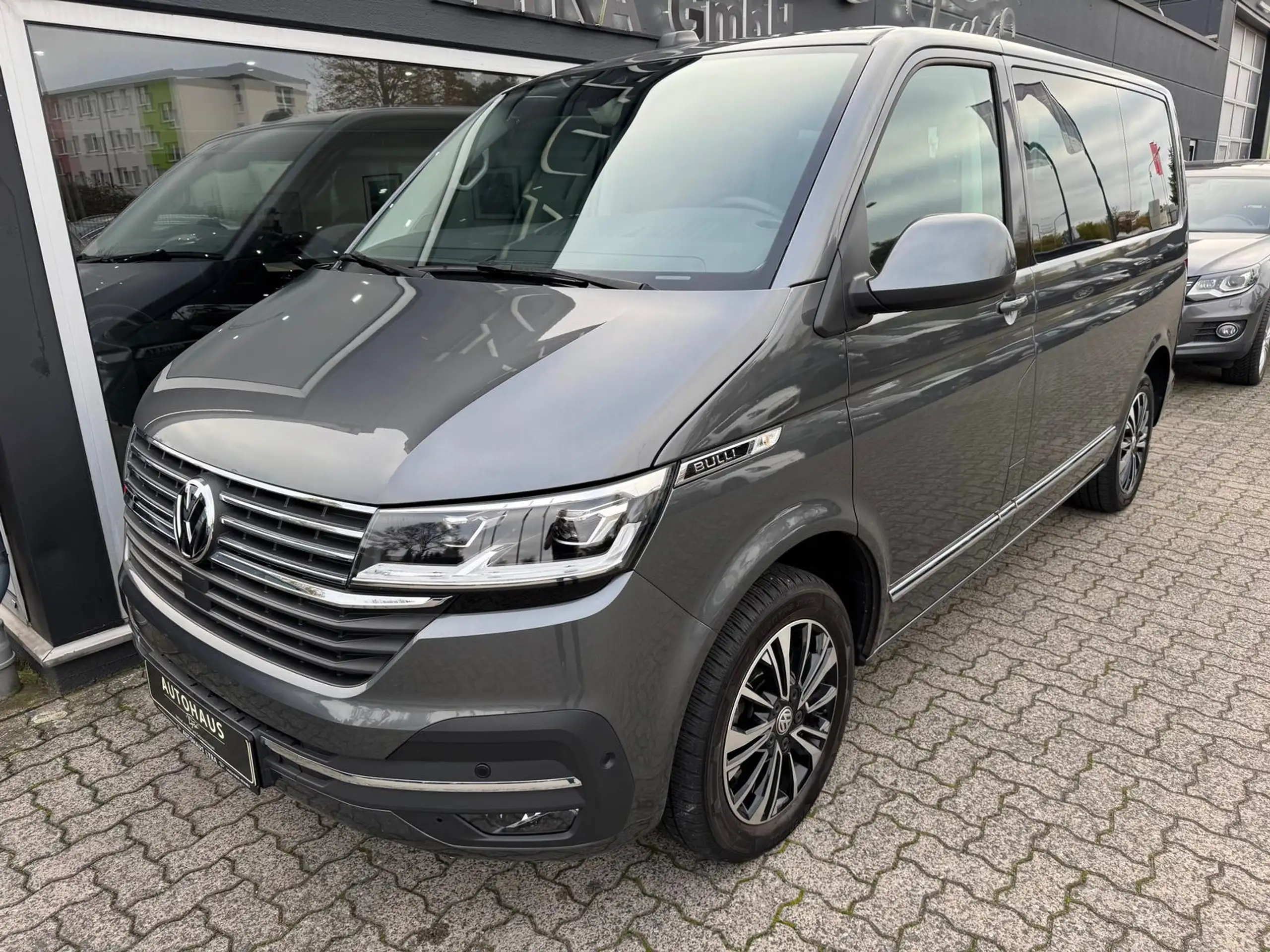 Volkswagen - T6.1 Multivan