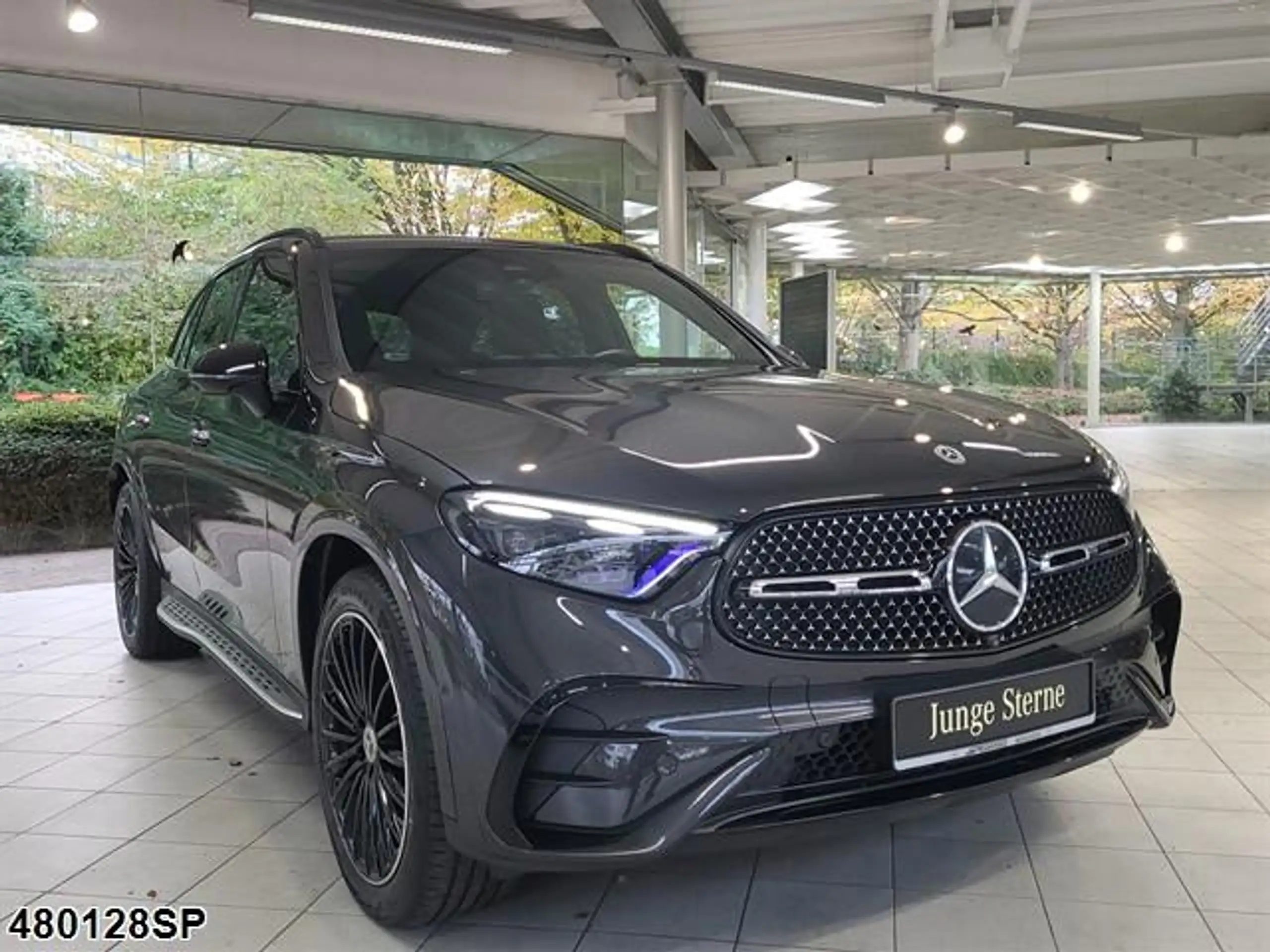 Mercedes-Benz - GLC 300