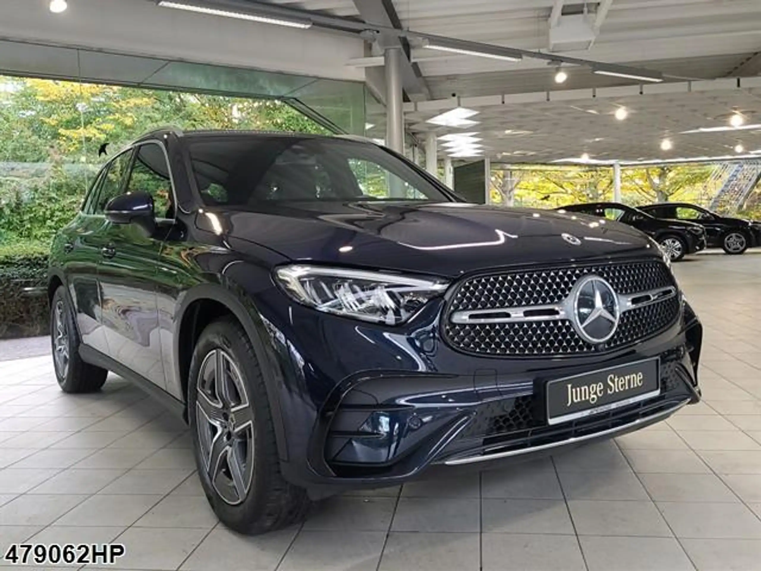 Mercedes-Benz - GLC 300