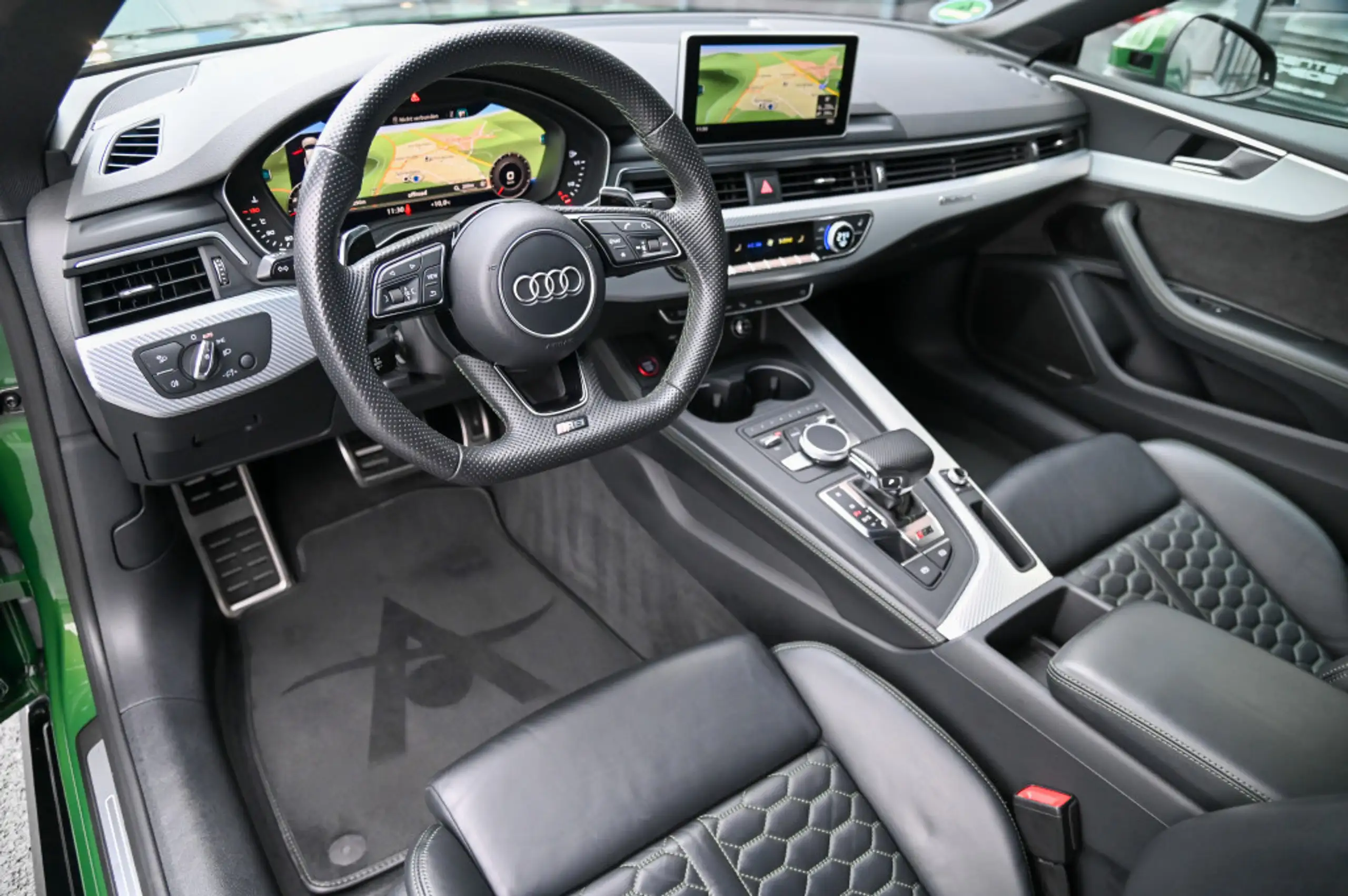 Audi - RS5