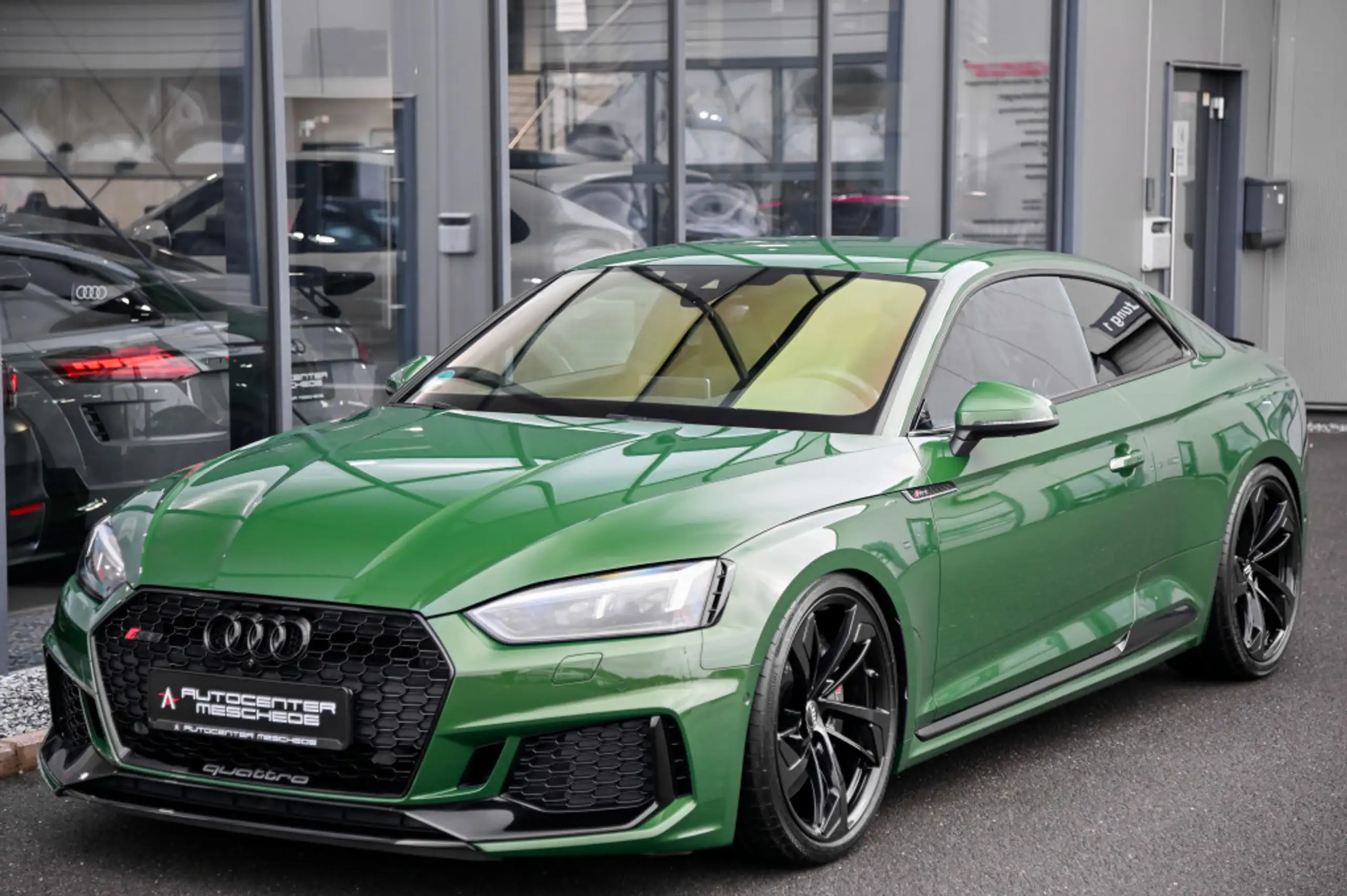 Audi - RS5