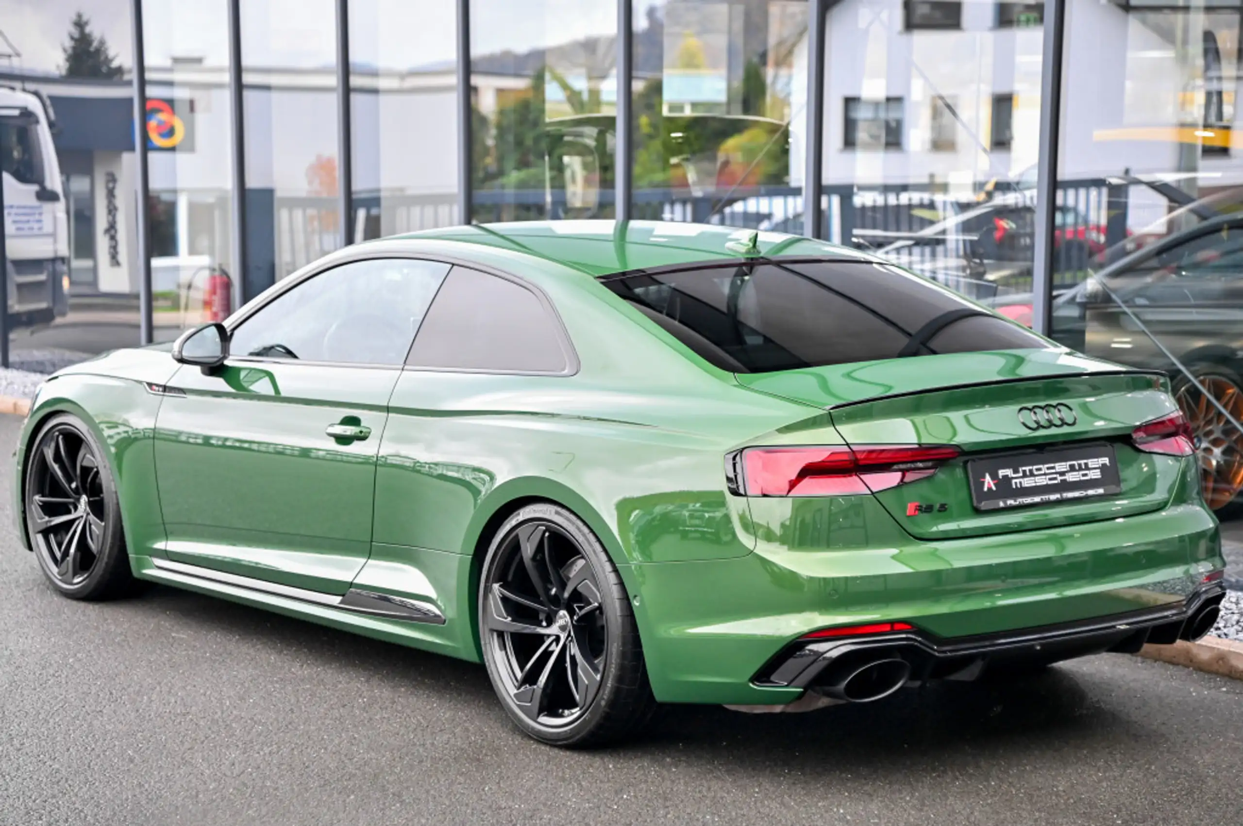 Audi - RS5