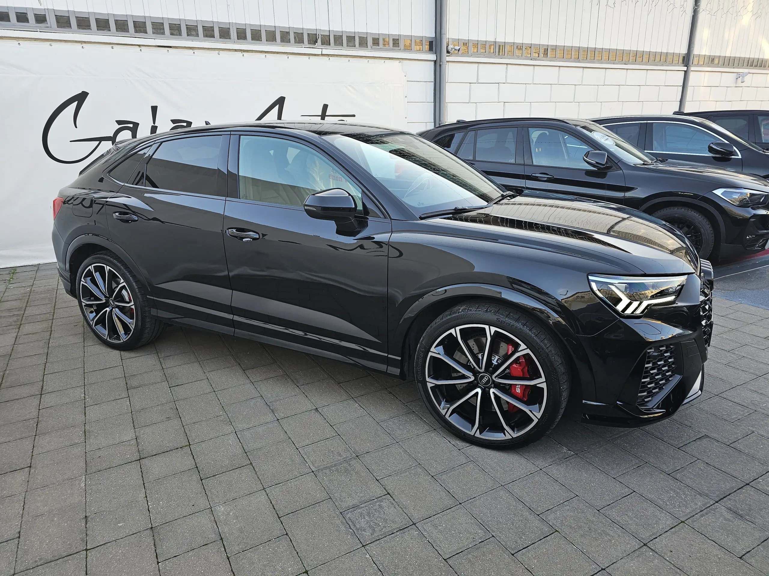 Audi - RS Q3