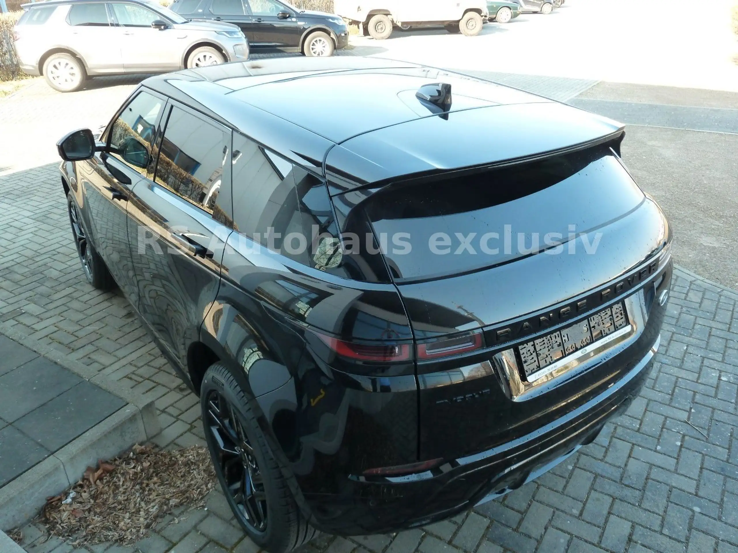 Land Rover - Range Rover Evoque