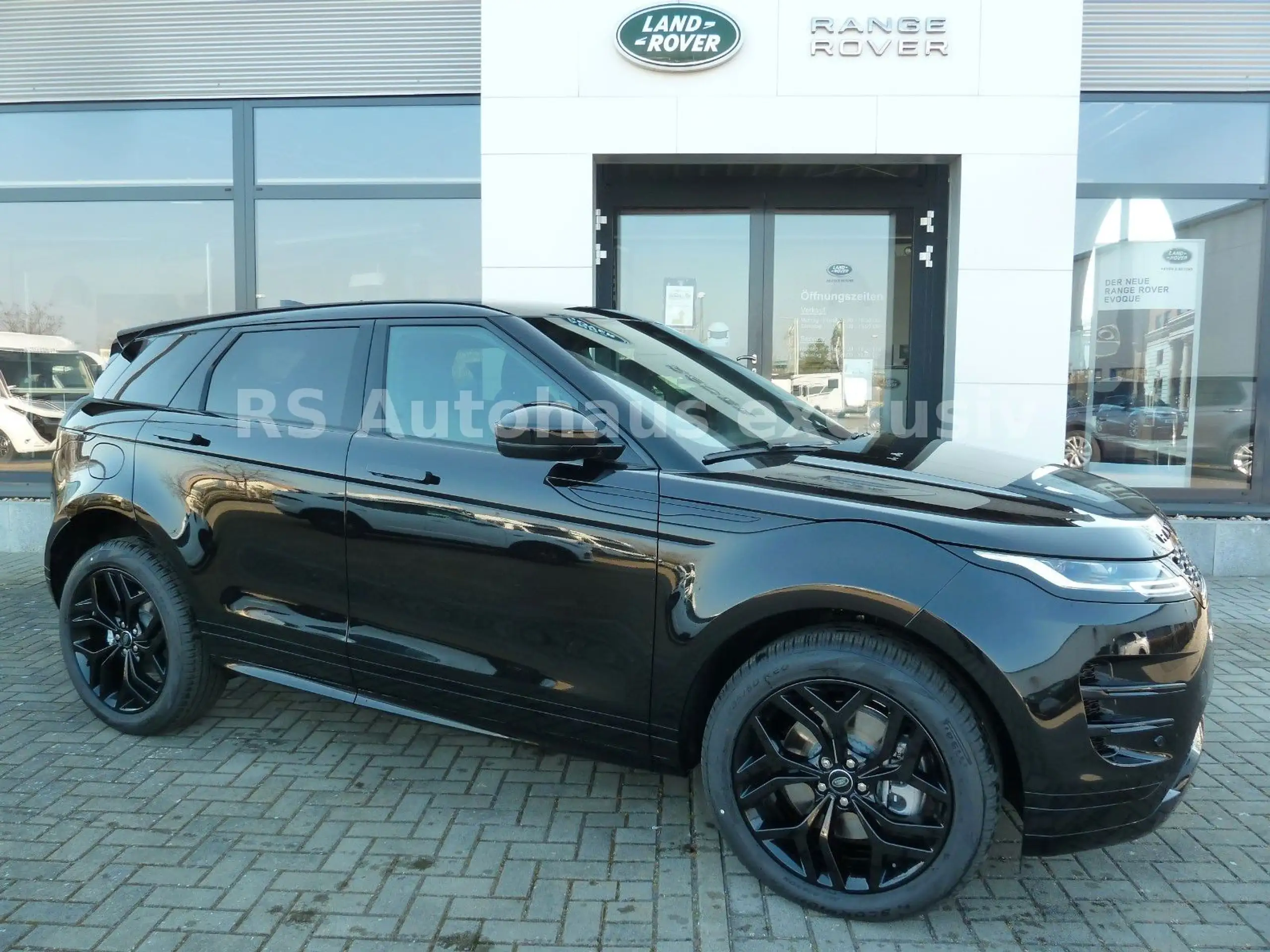 Land Rover - Range Rover Evoque