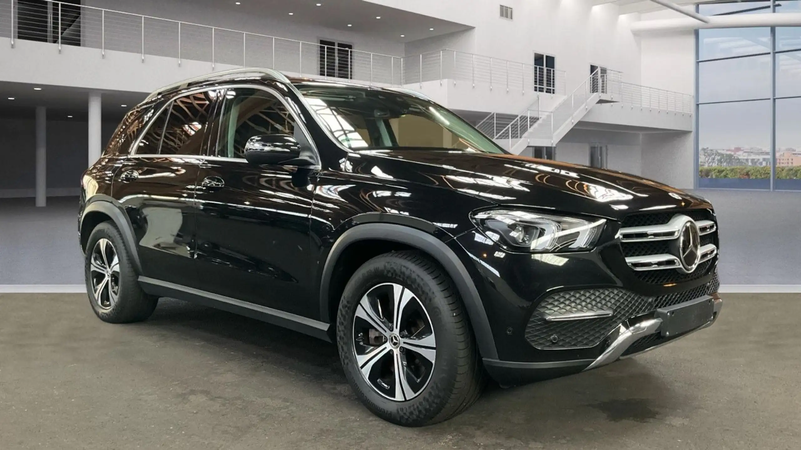 Mercedes-Benz - GLE 350