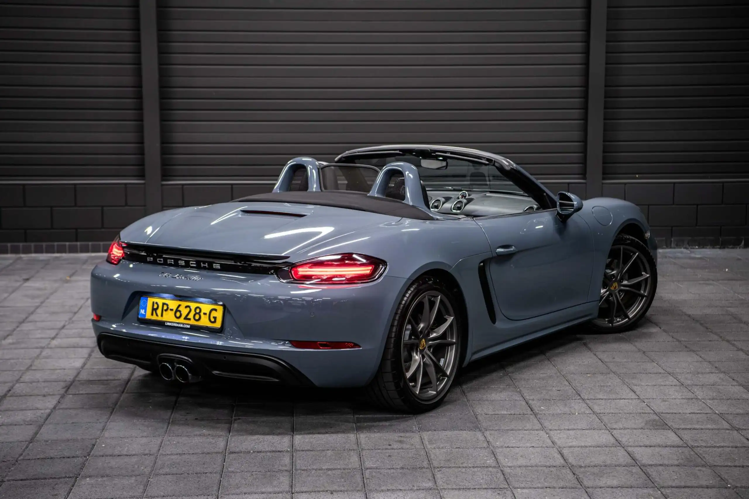 Porsche - Boxster