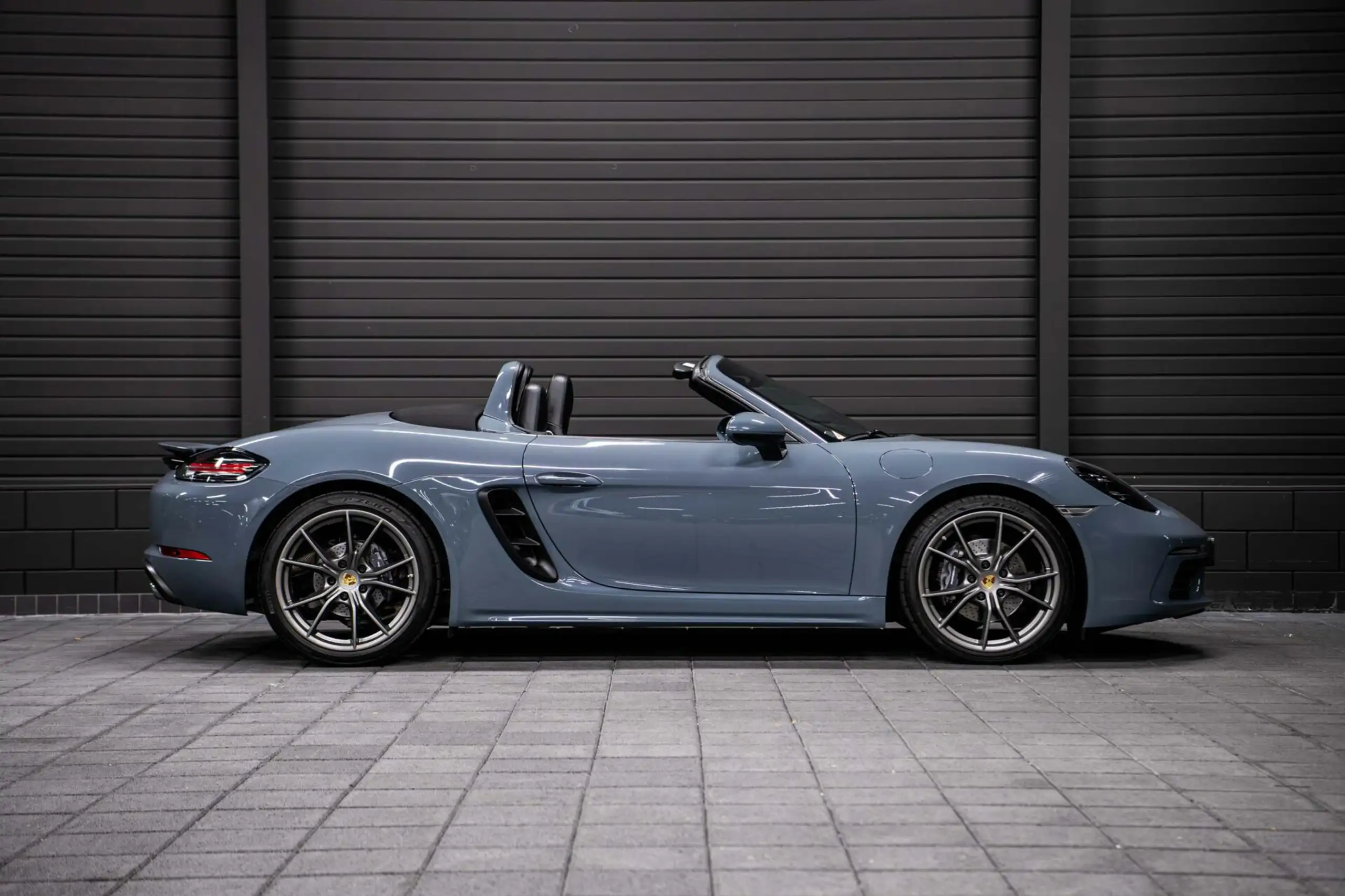 Porsche - Boxster