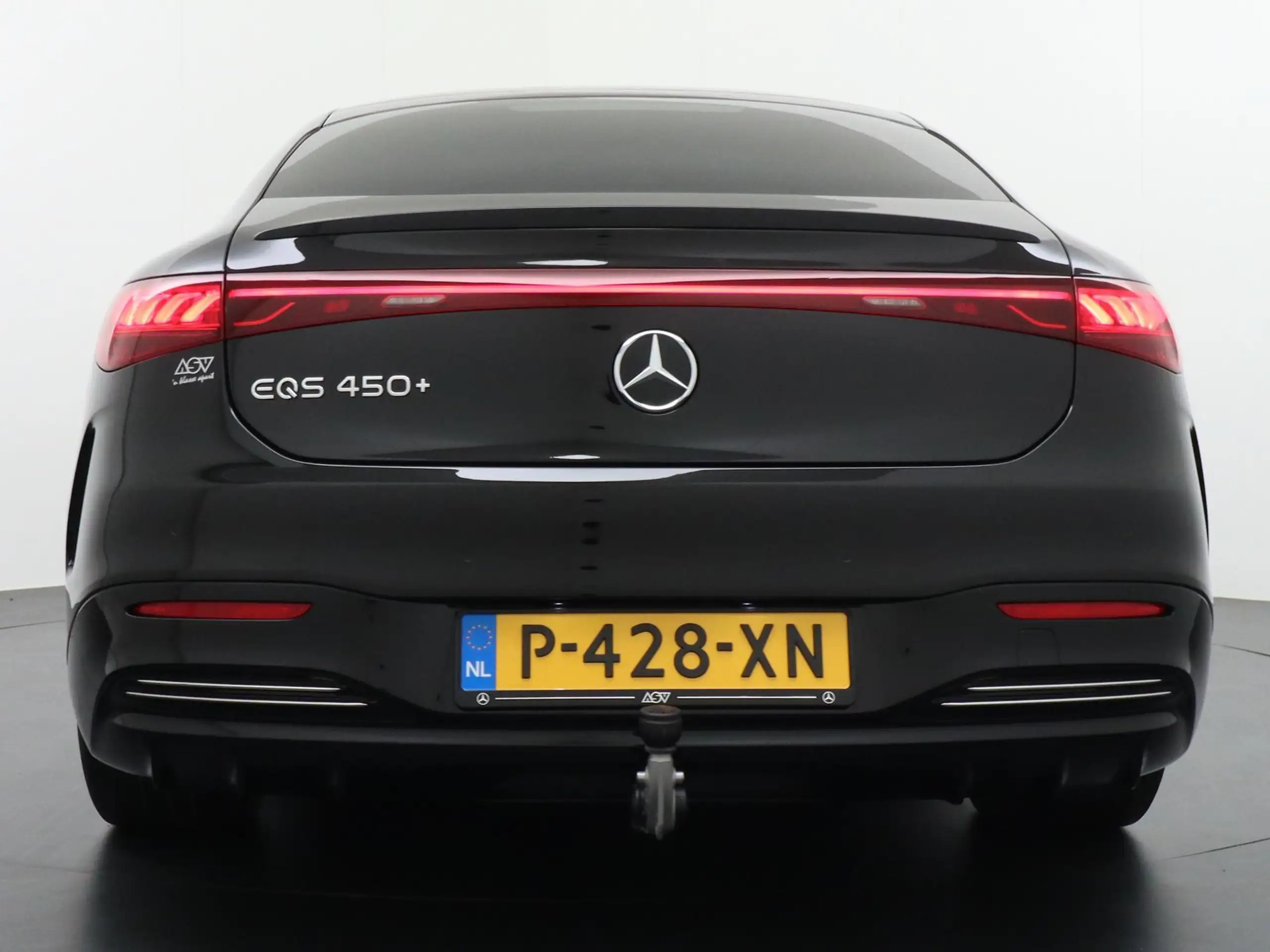 Mercedes-Benz - EQS