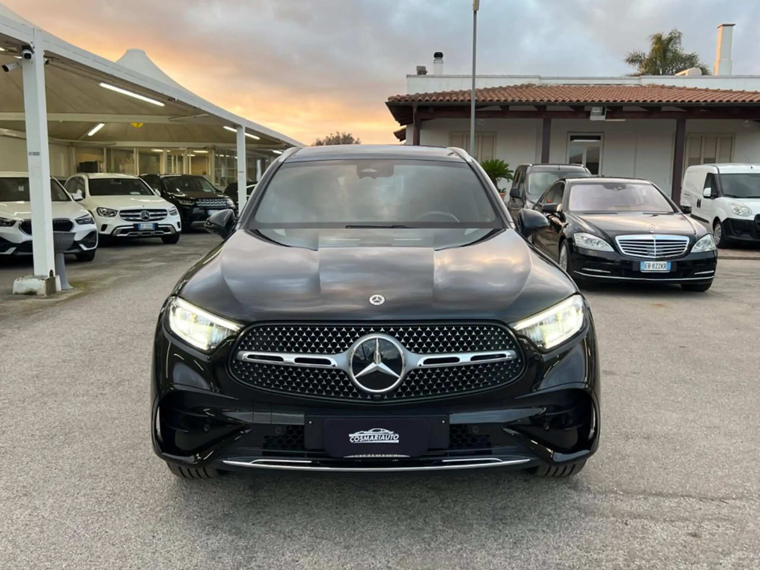 Mercedes-Benz - GLC 220