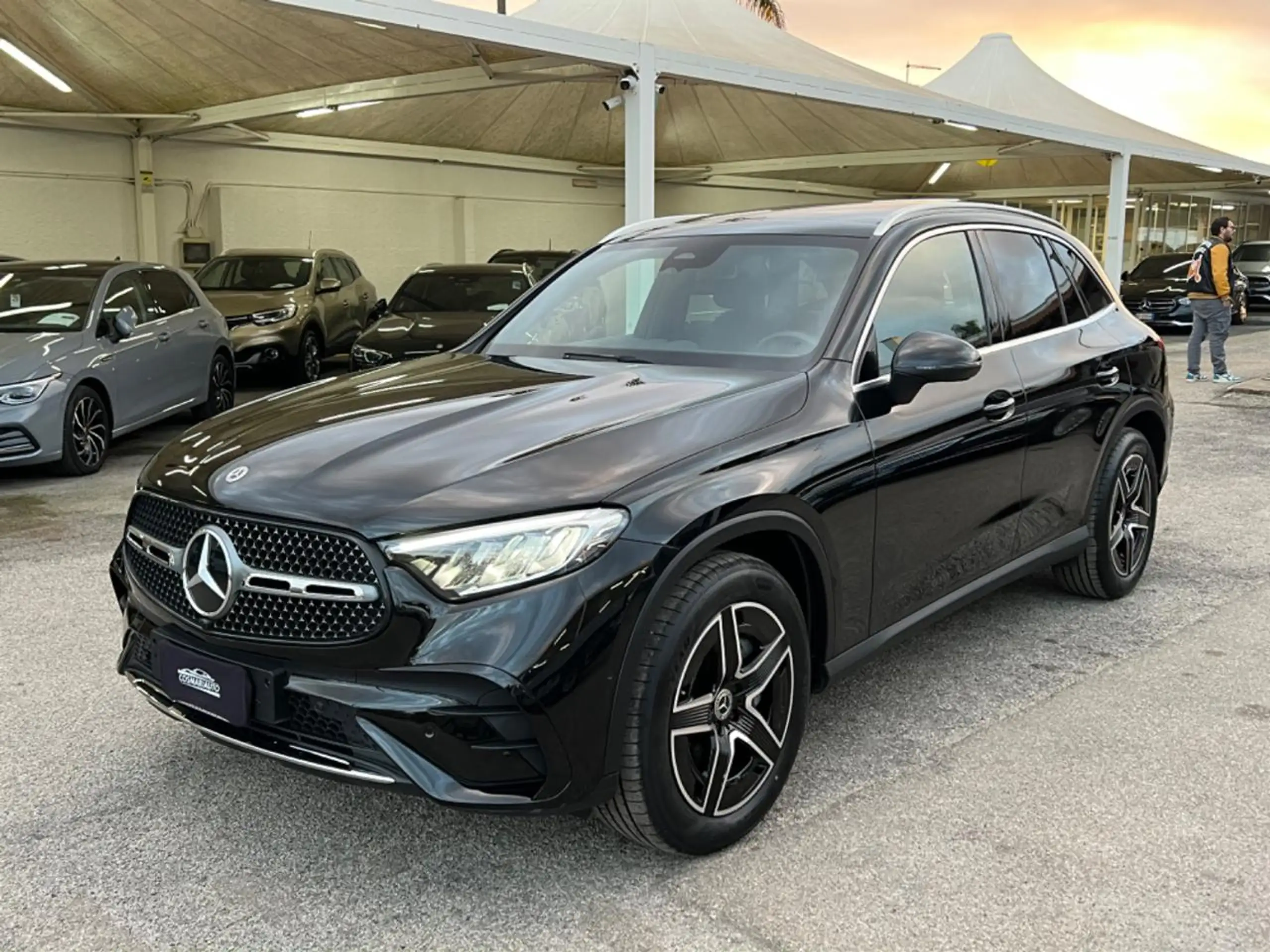 Mercedes-Benz - GLC 220