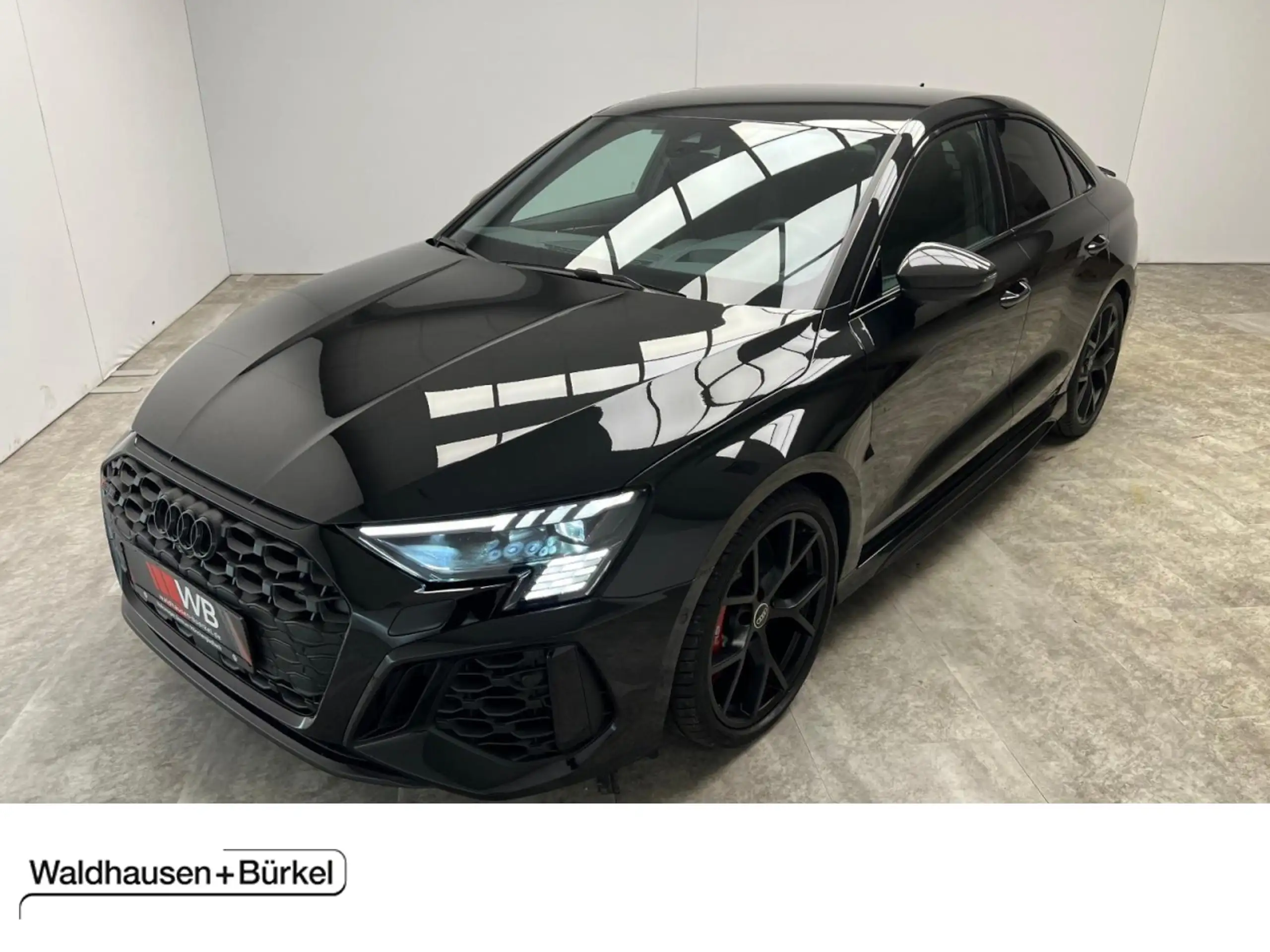 Audi - RS3