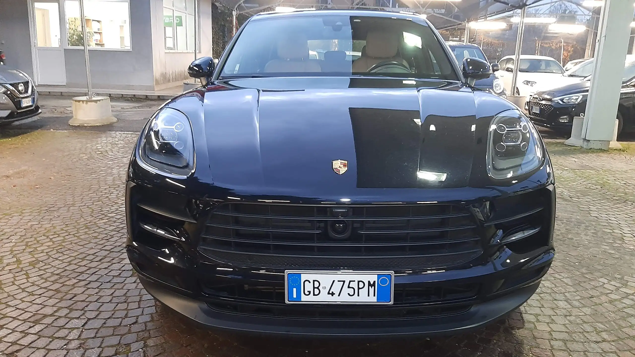 Porsche - Macan