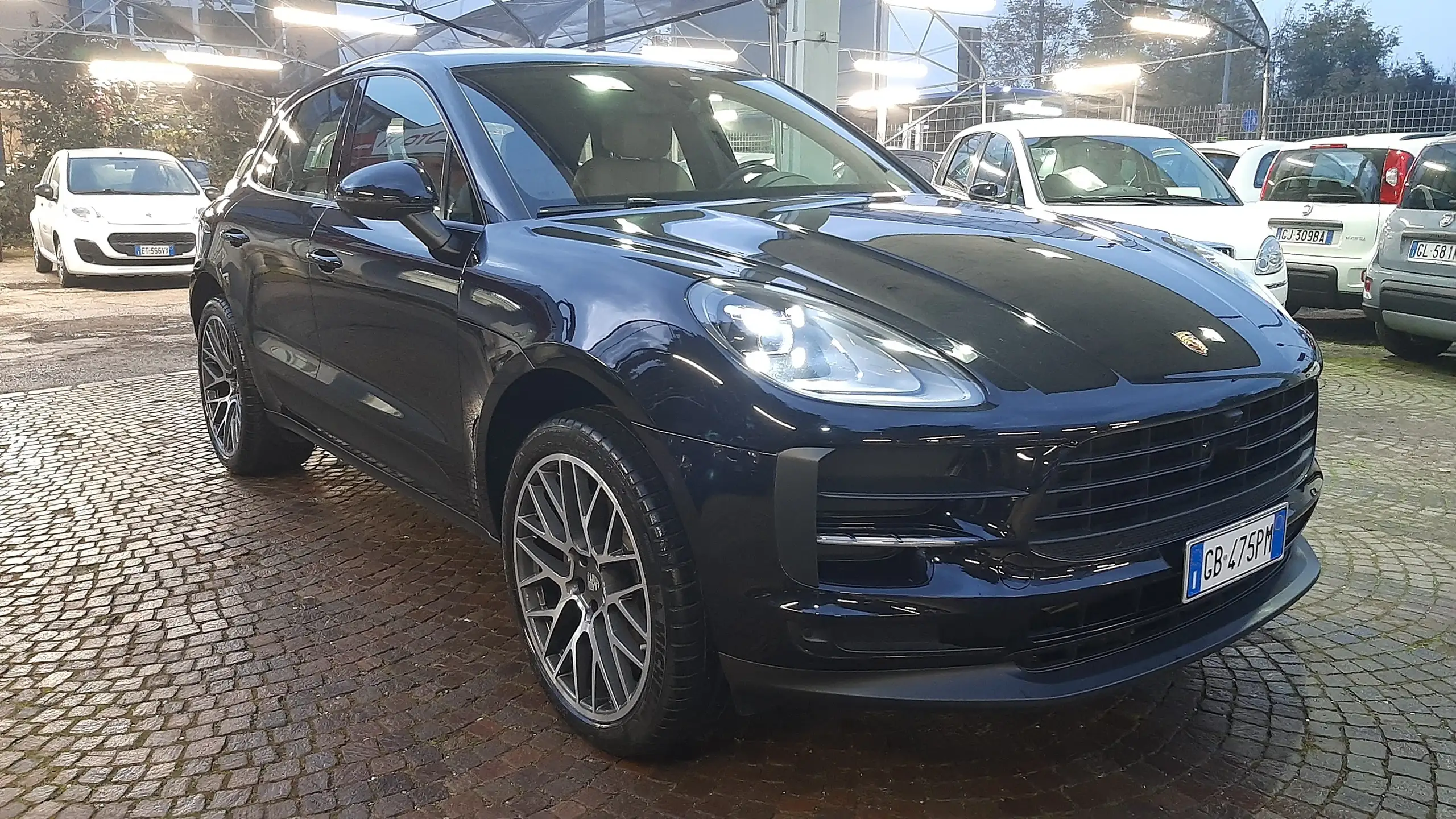 Porsche - Macan