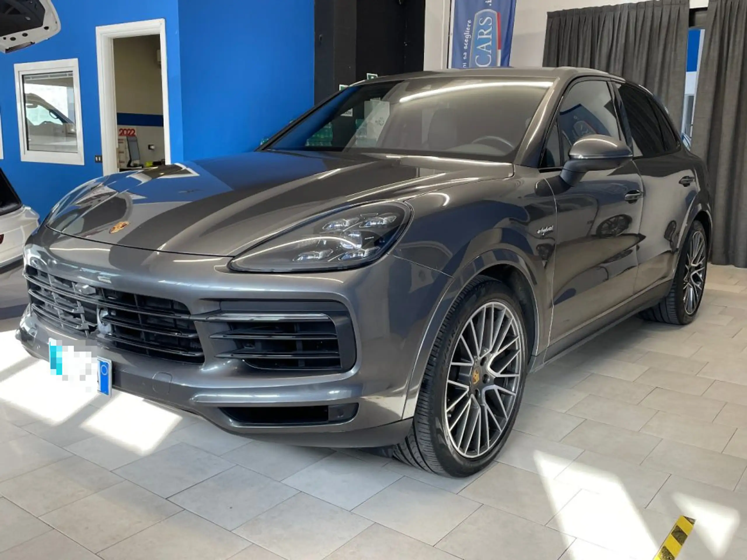 Porsche - Cayenne