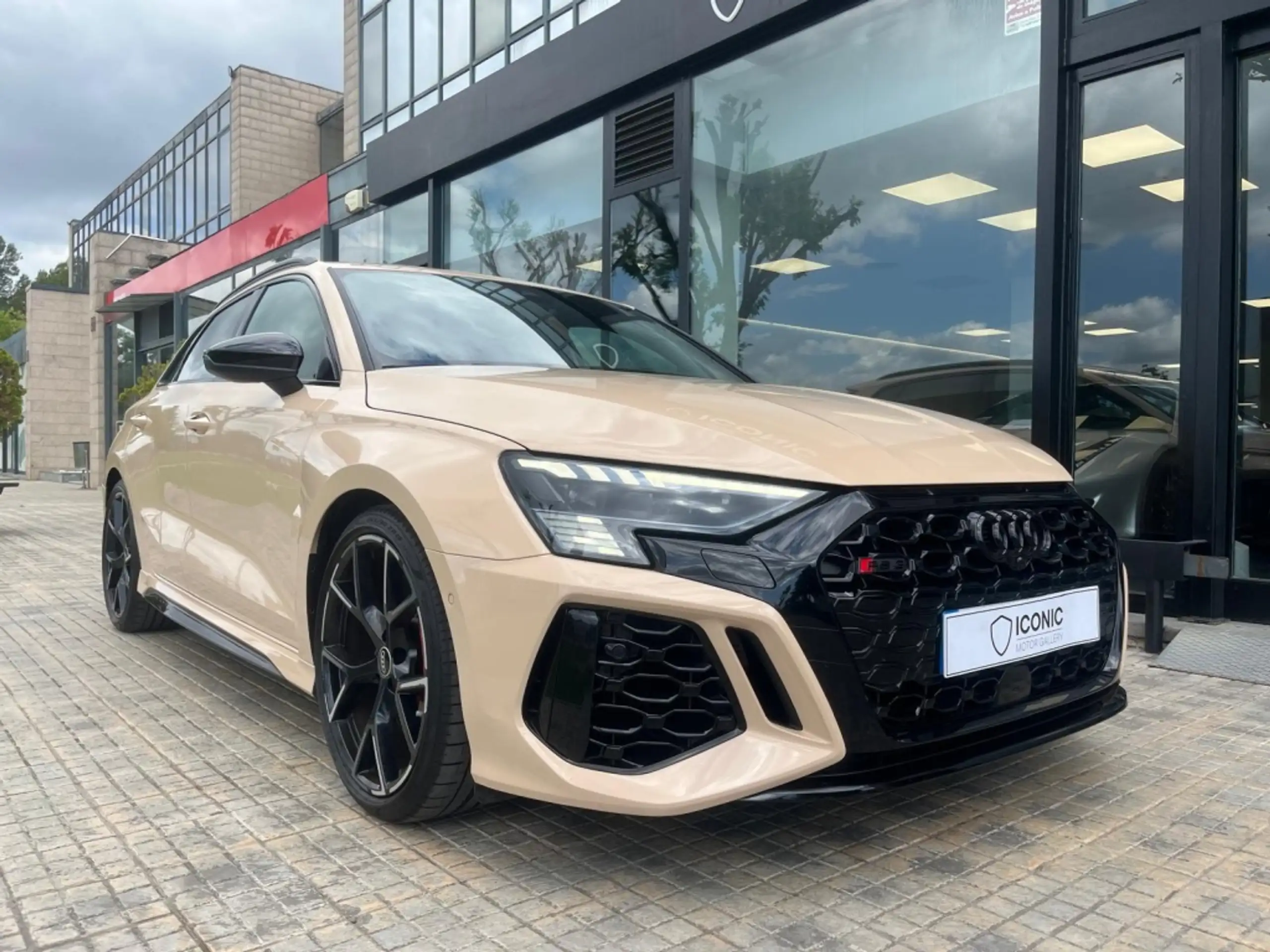 Audi - RS3