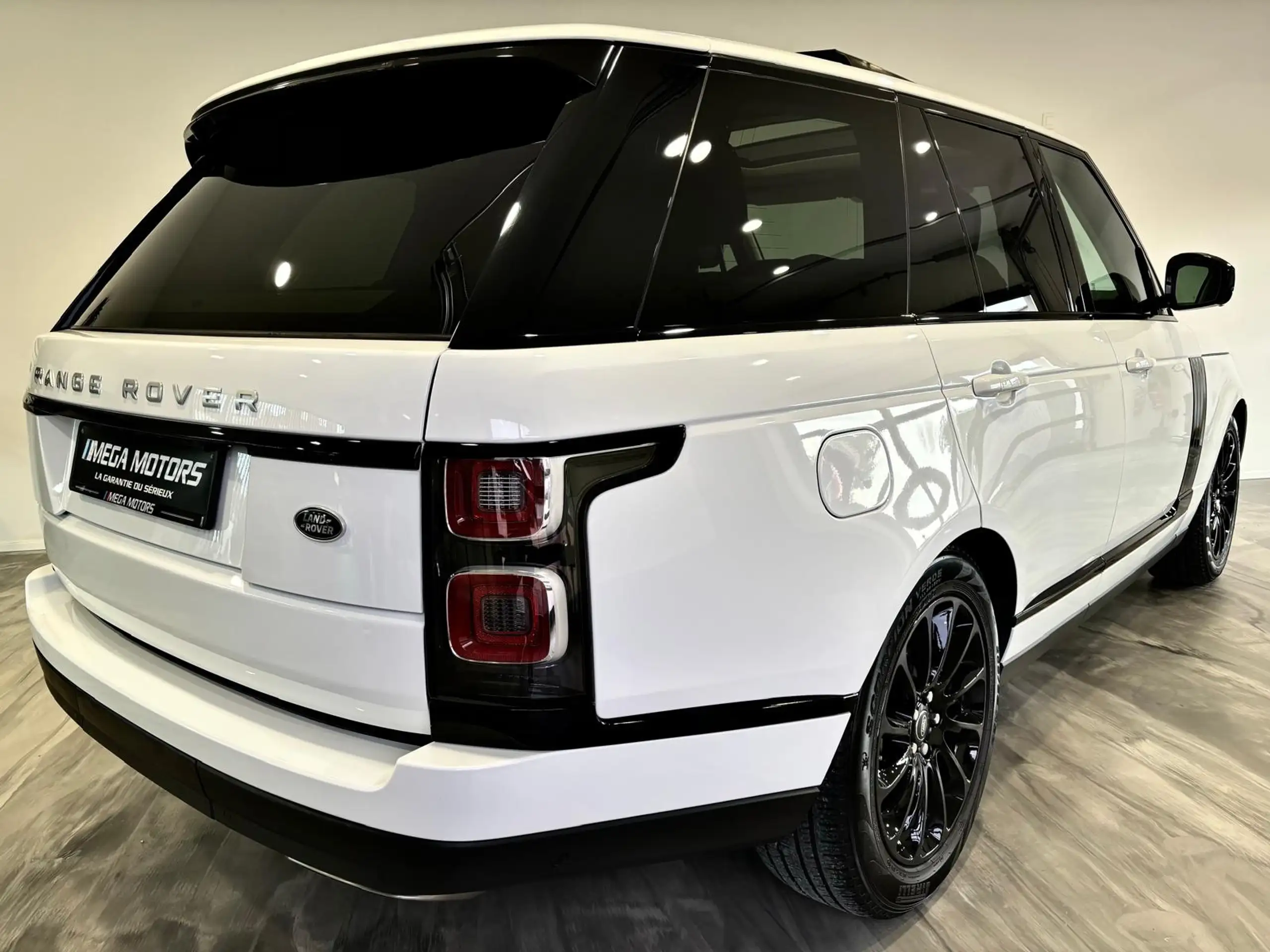 Land Rover - Range Rover