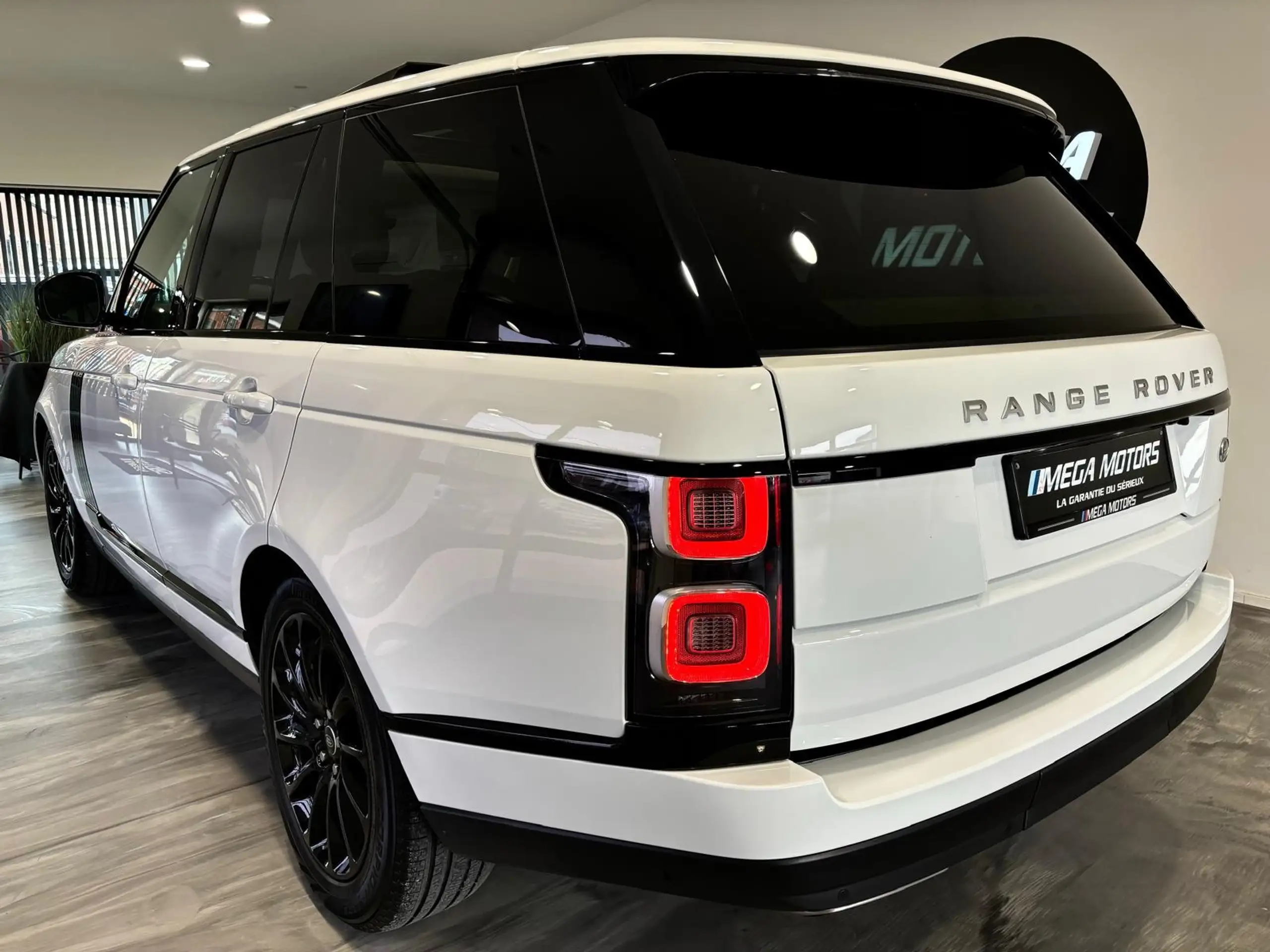 Land Rover - Range Rover