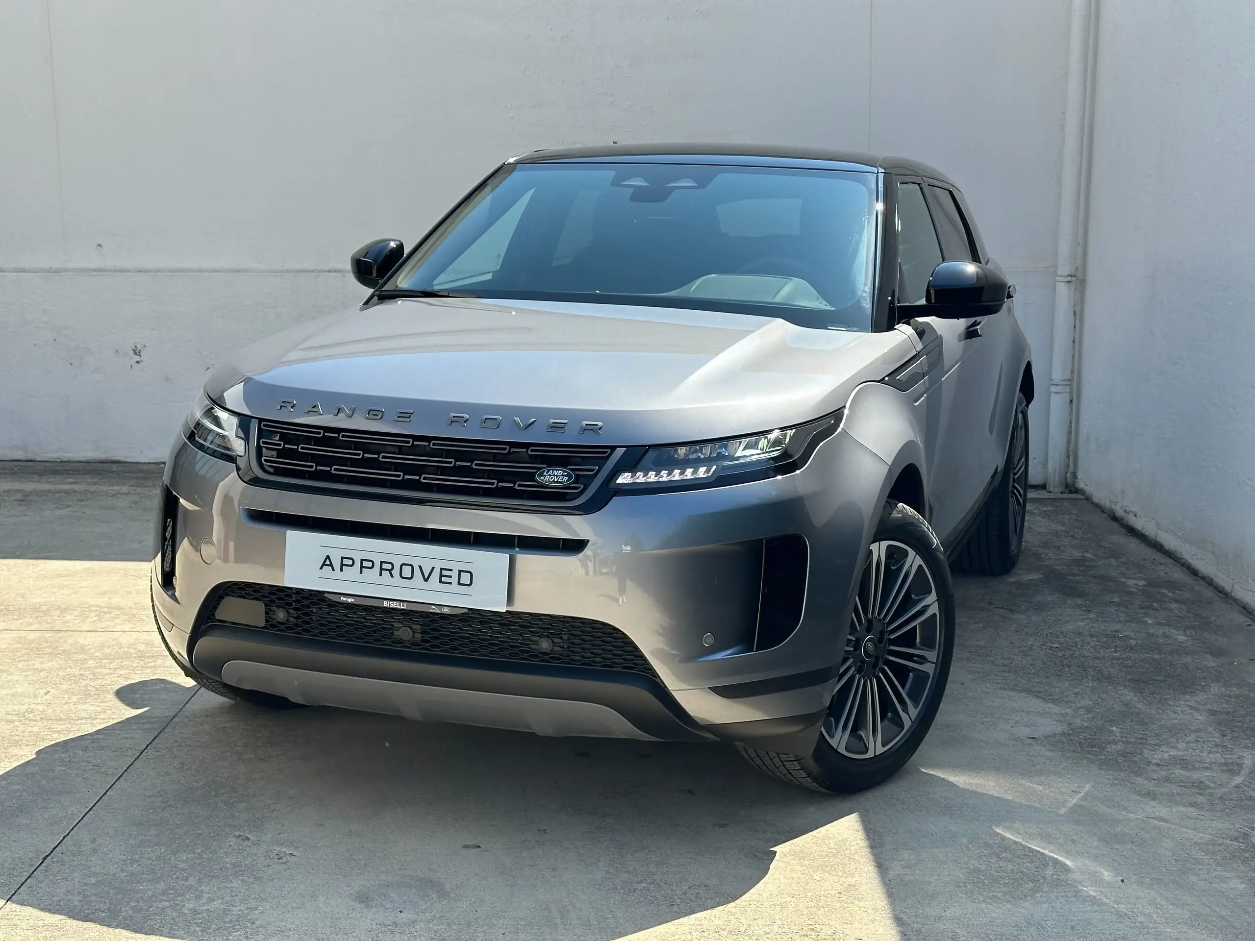 Land Rover - Range Rover Evoque