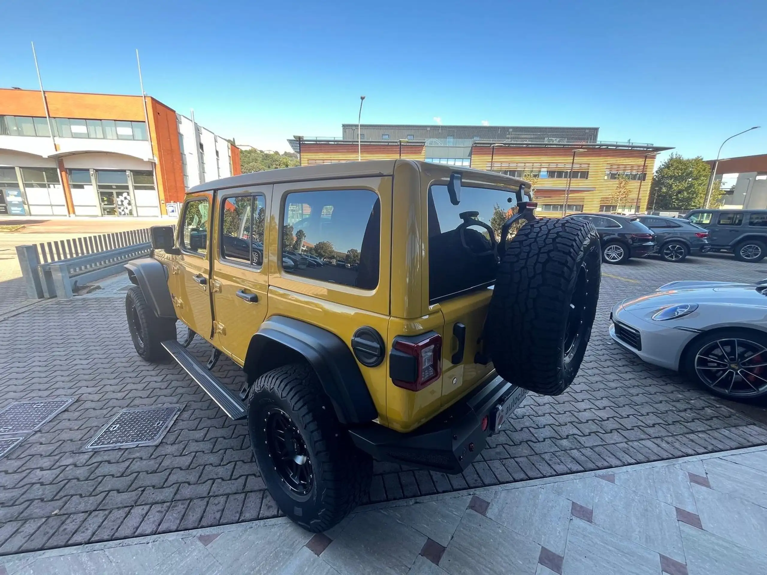 Jeep - Wrangler