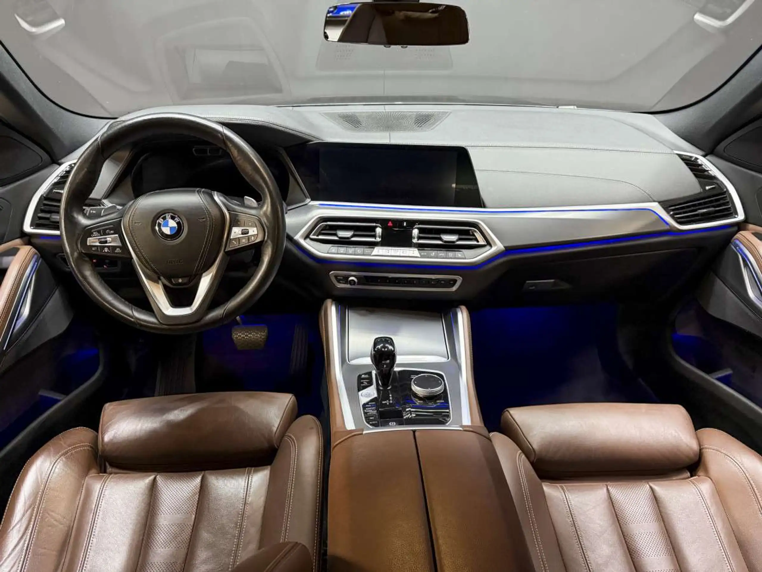 BMW - X6