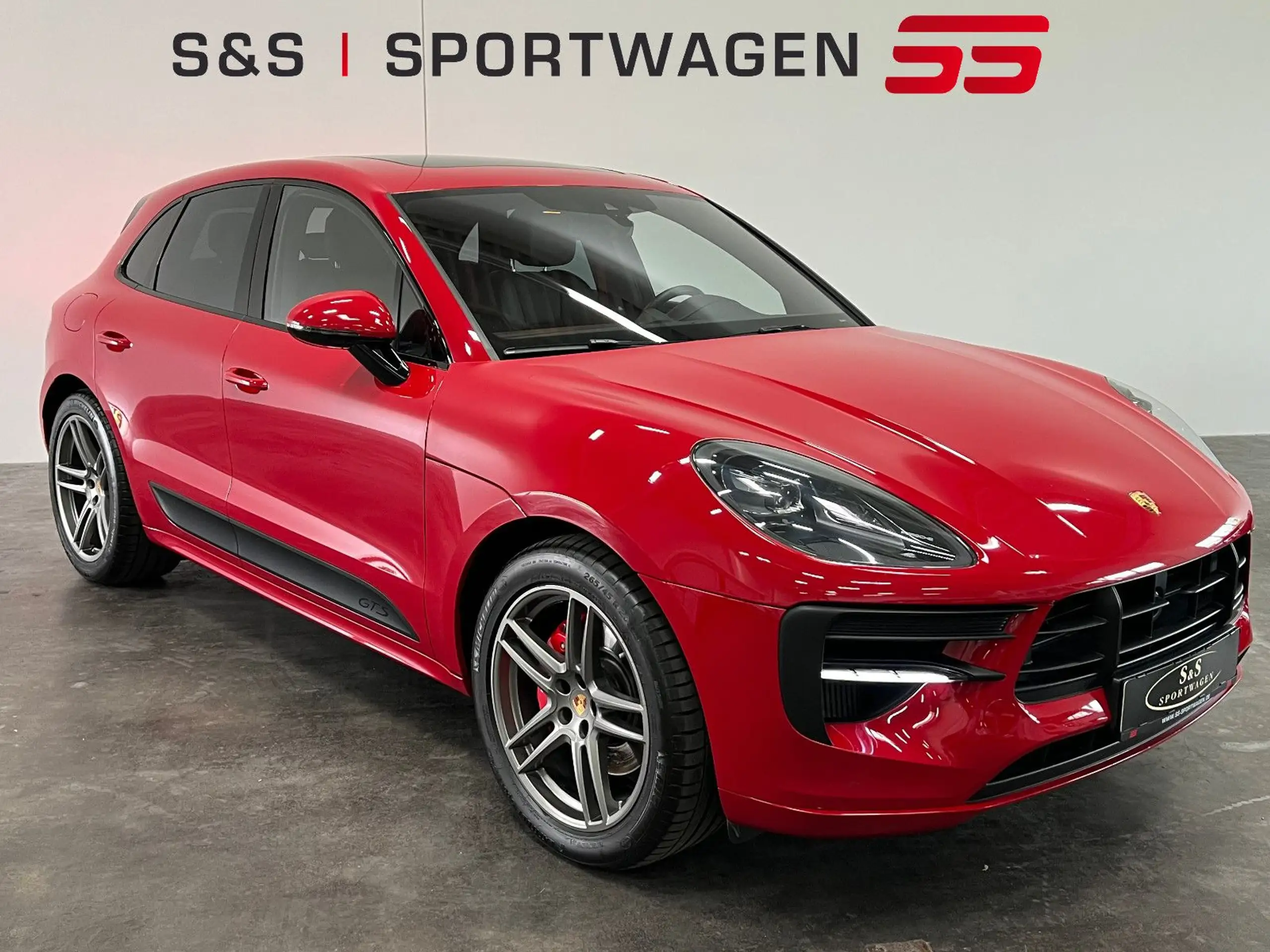 Porsche - Macan