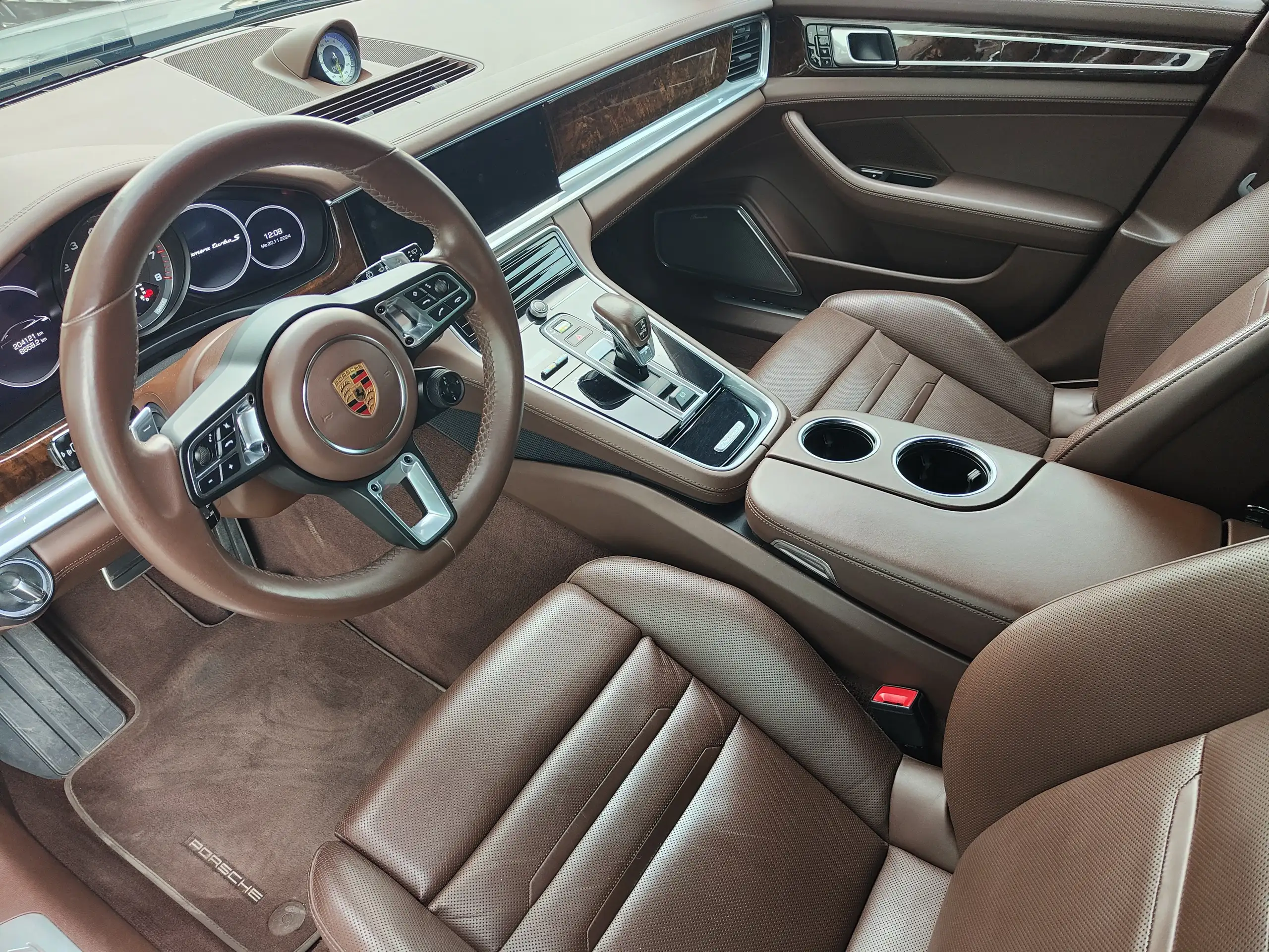 Porsche - Panamera