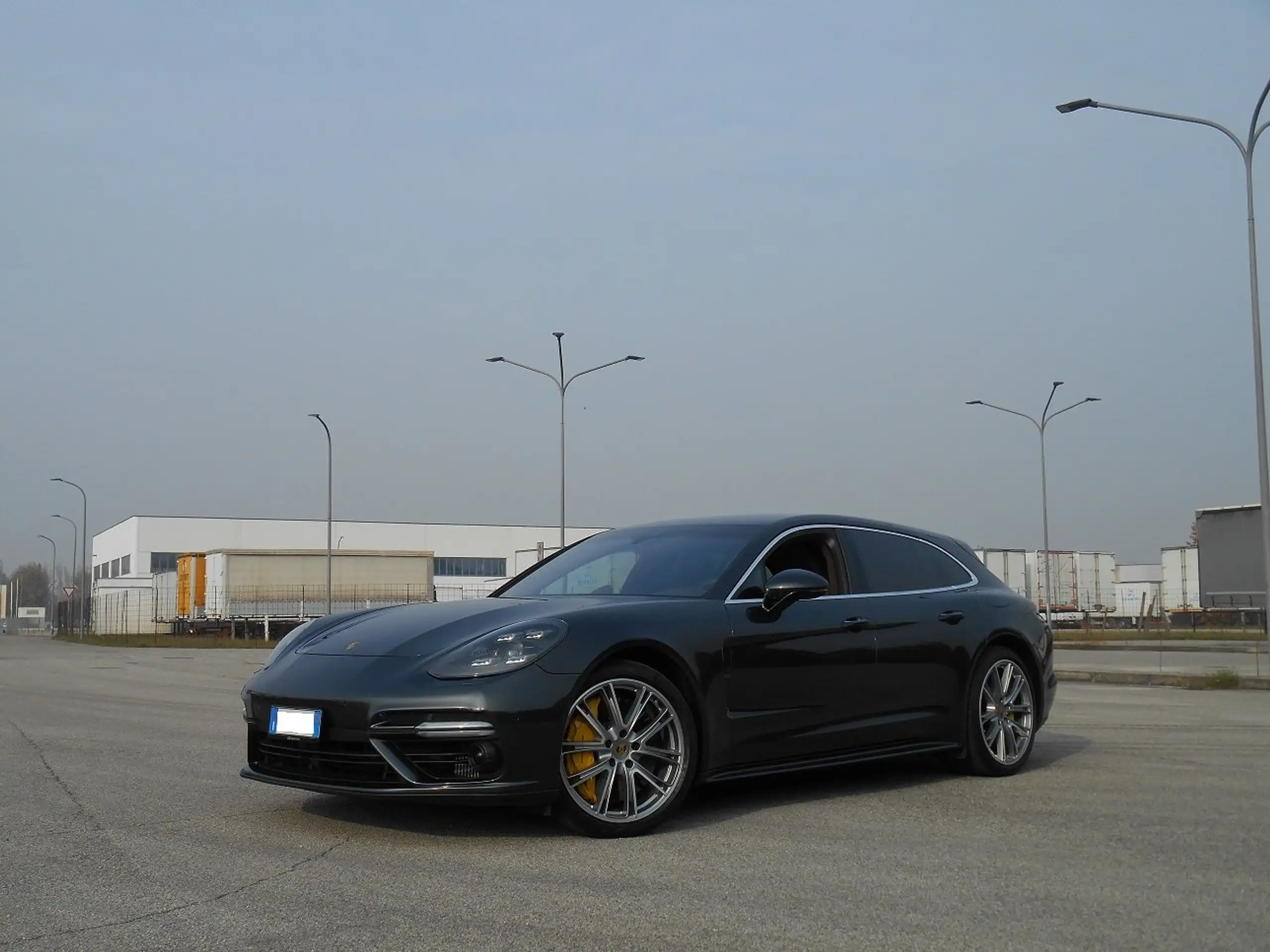 Porsche - Panamera