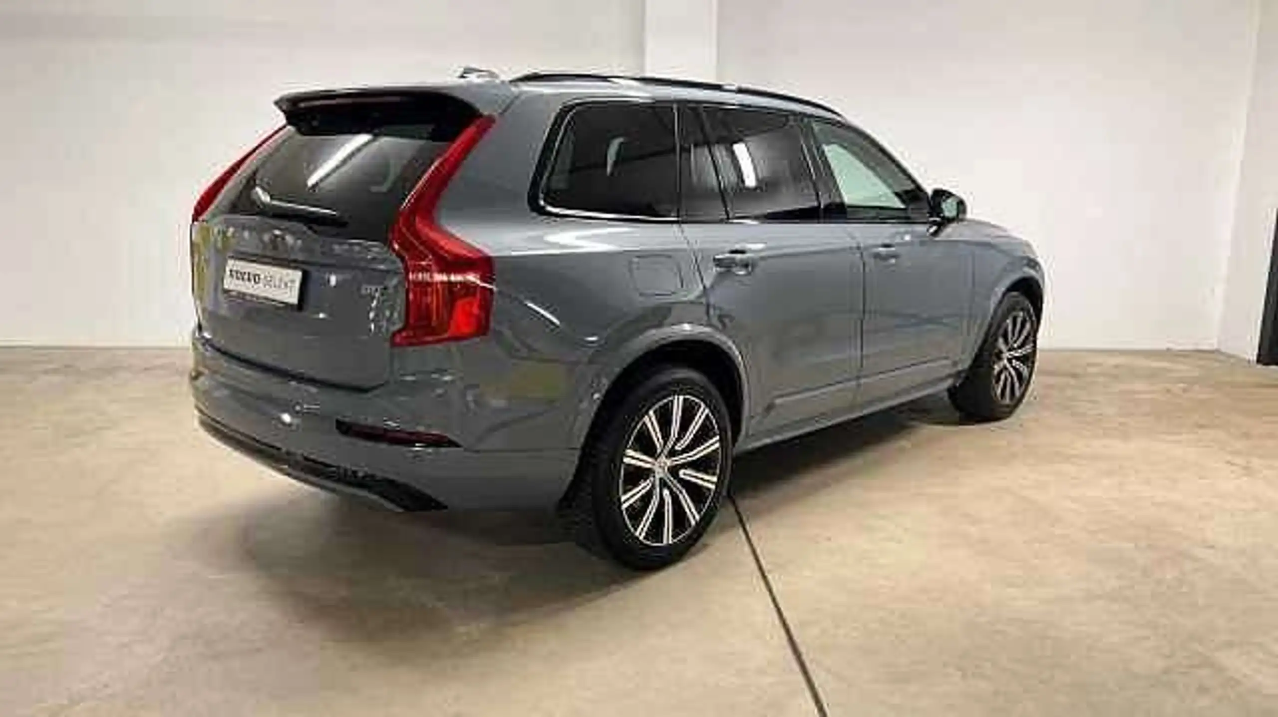 Volvo - XC90