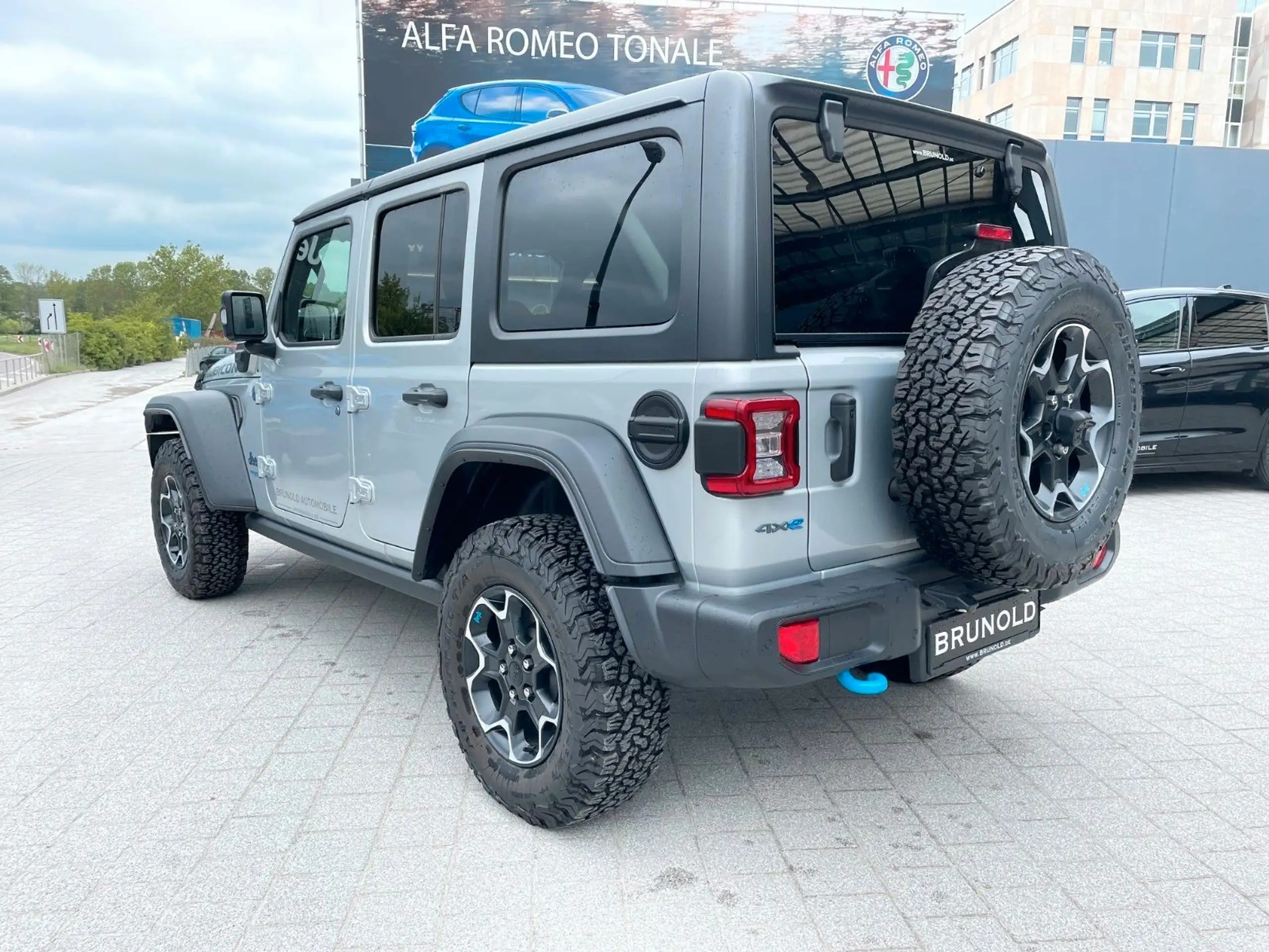 Jeep - Wrangler